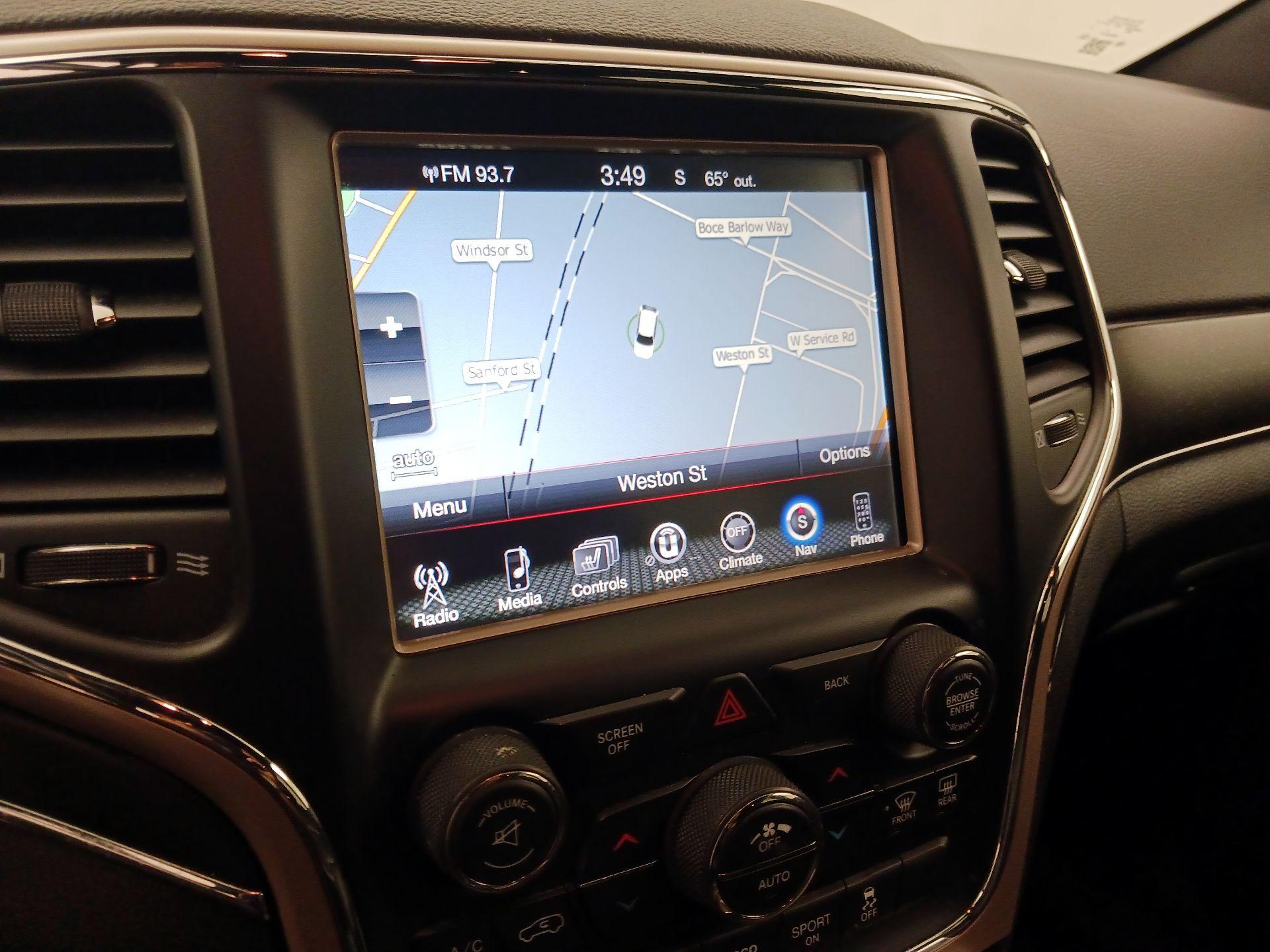 Thumbnail: 2017 Jeep Grand Cherokee - 14