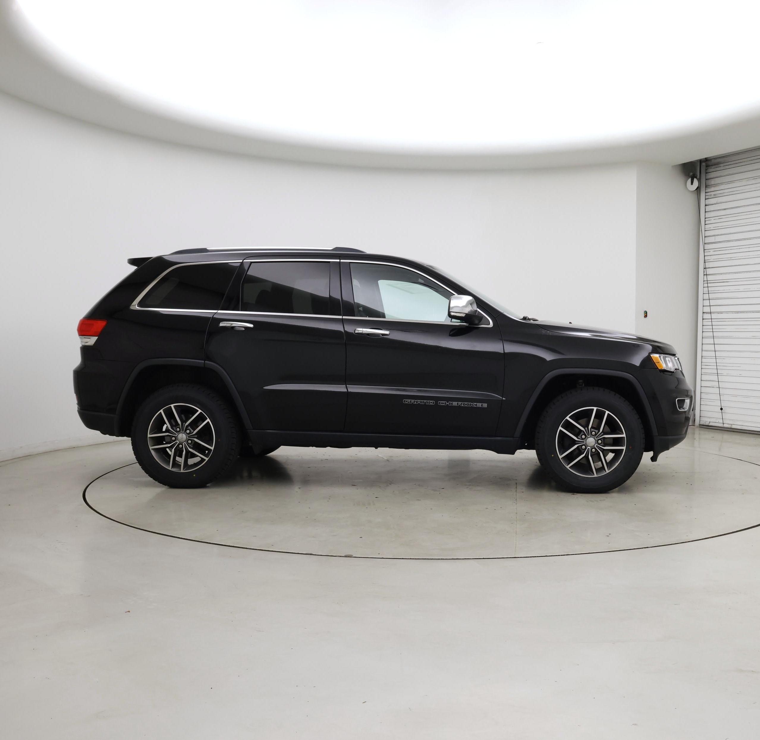Thumbnail: 2017 Jeep Grand Cherokee - 7