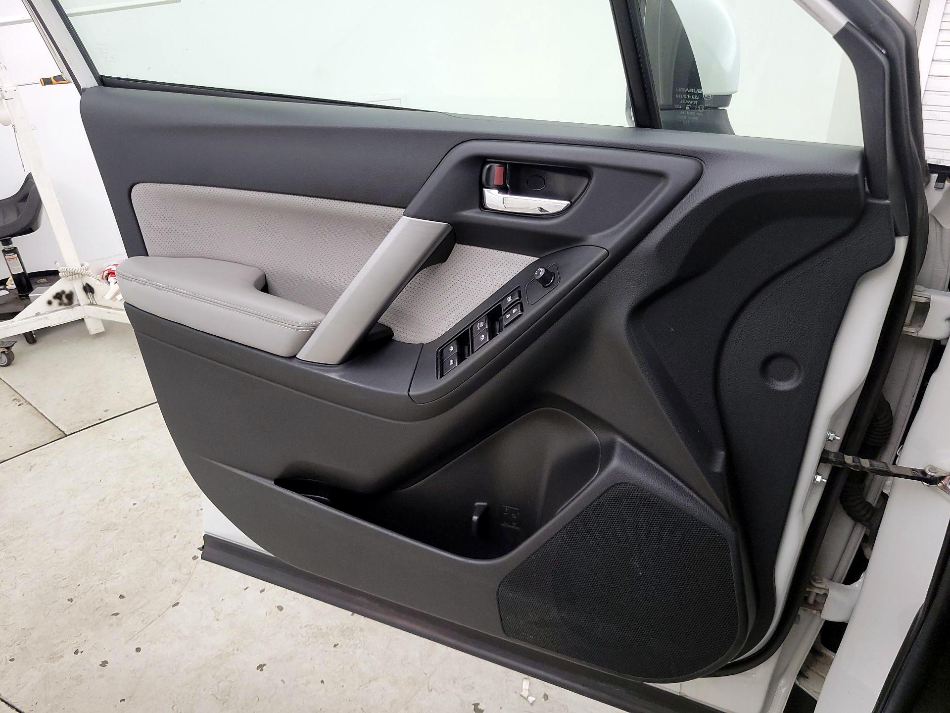 Thumbnail: 2015 Subaru Forester - 12