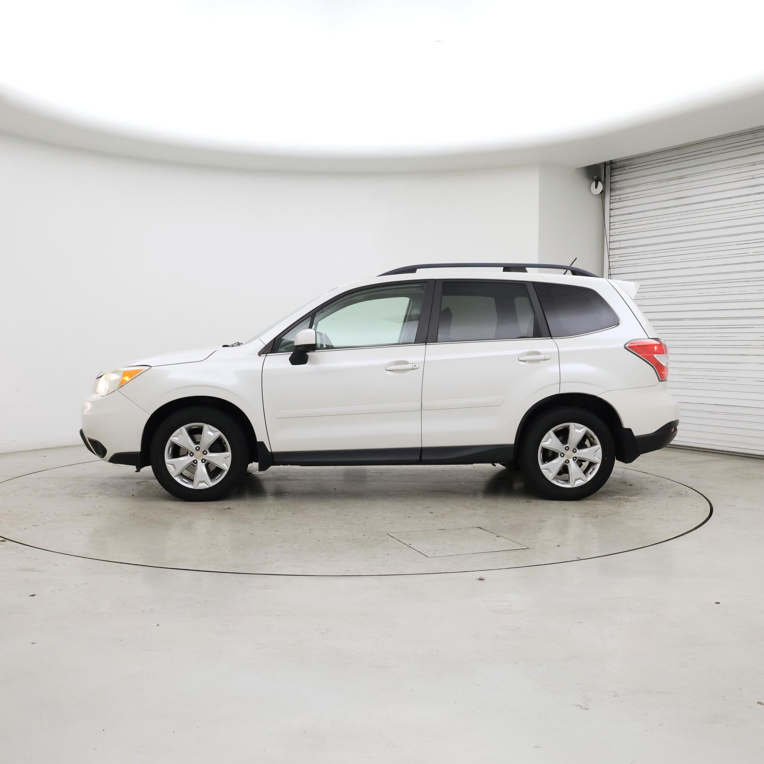 Thumbnail: 2015 Subaru Forester - 3