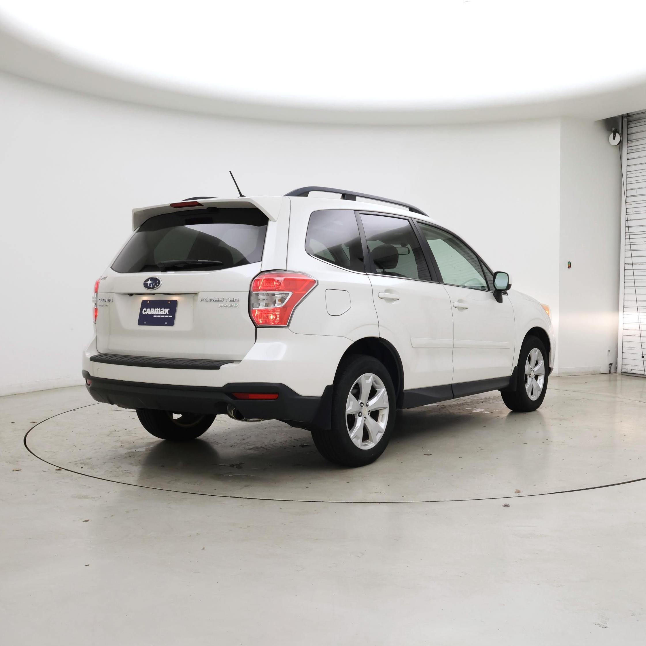 Thumbnail: 2015 Subaru Forester - 8
