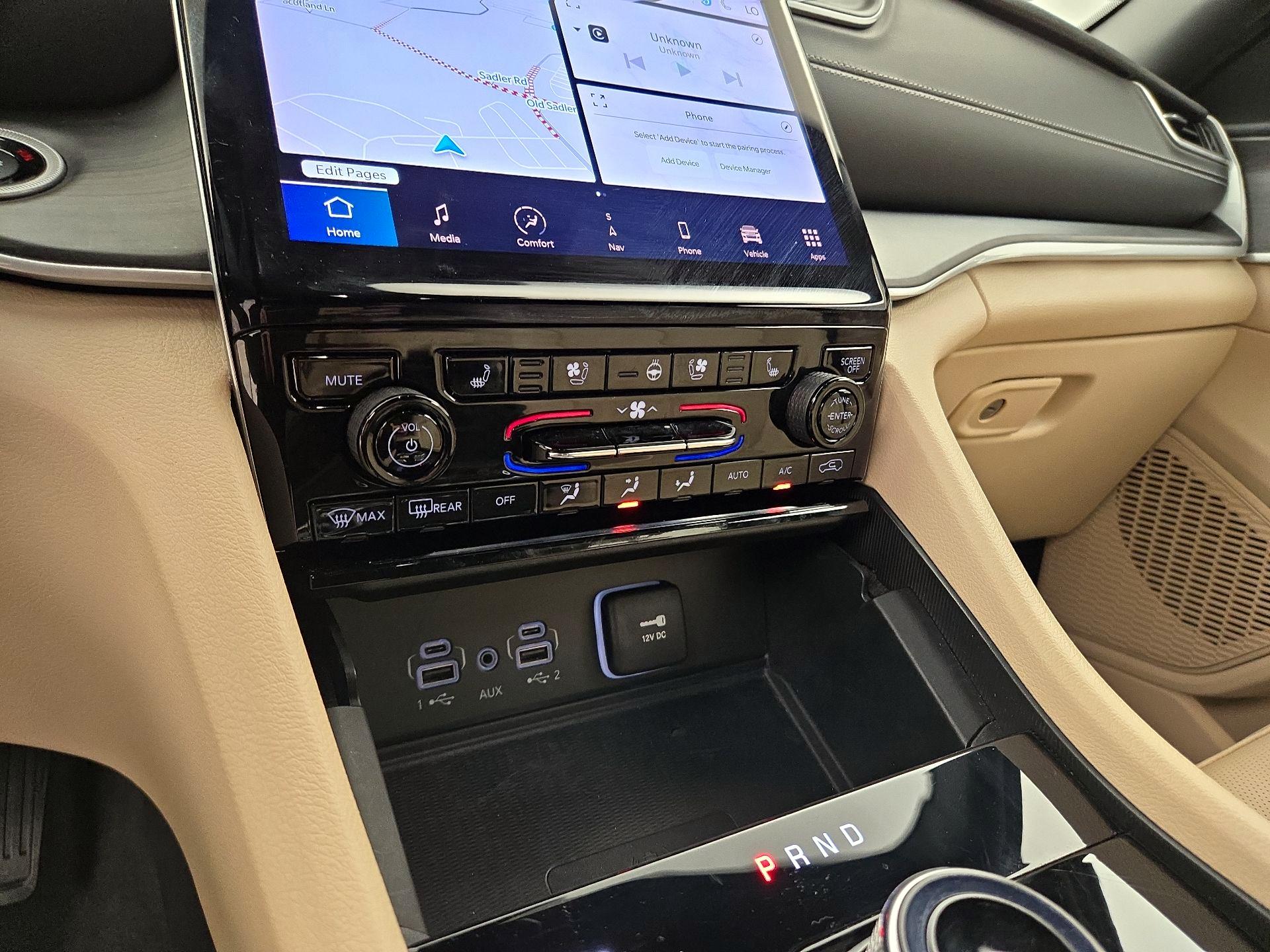 Thumbnail: 2023 Jeep Grand Cherokee - 17