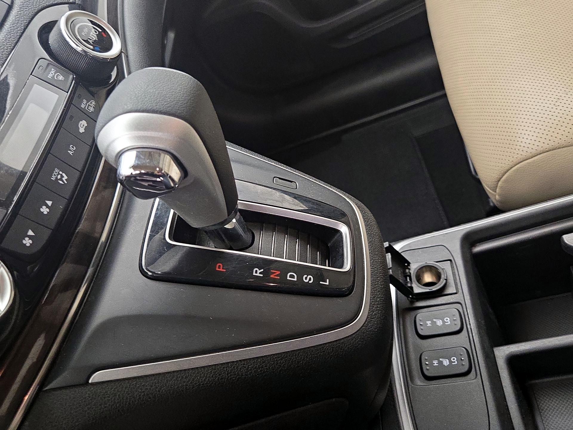 Thumbnail: 2015 Honda CR-V - 18