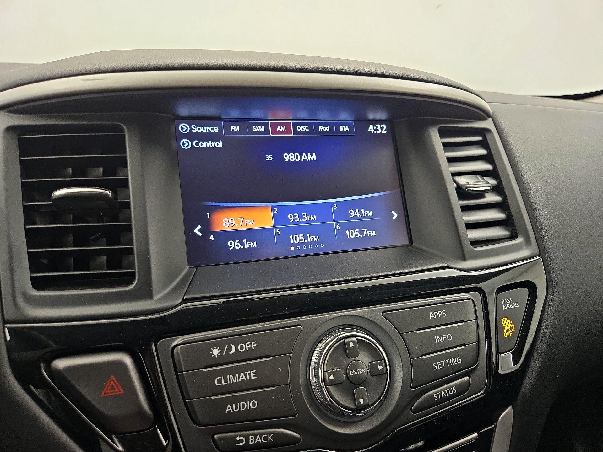 Thumbnail: 2018 Nissan Pathfinder - 15