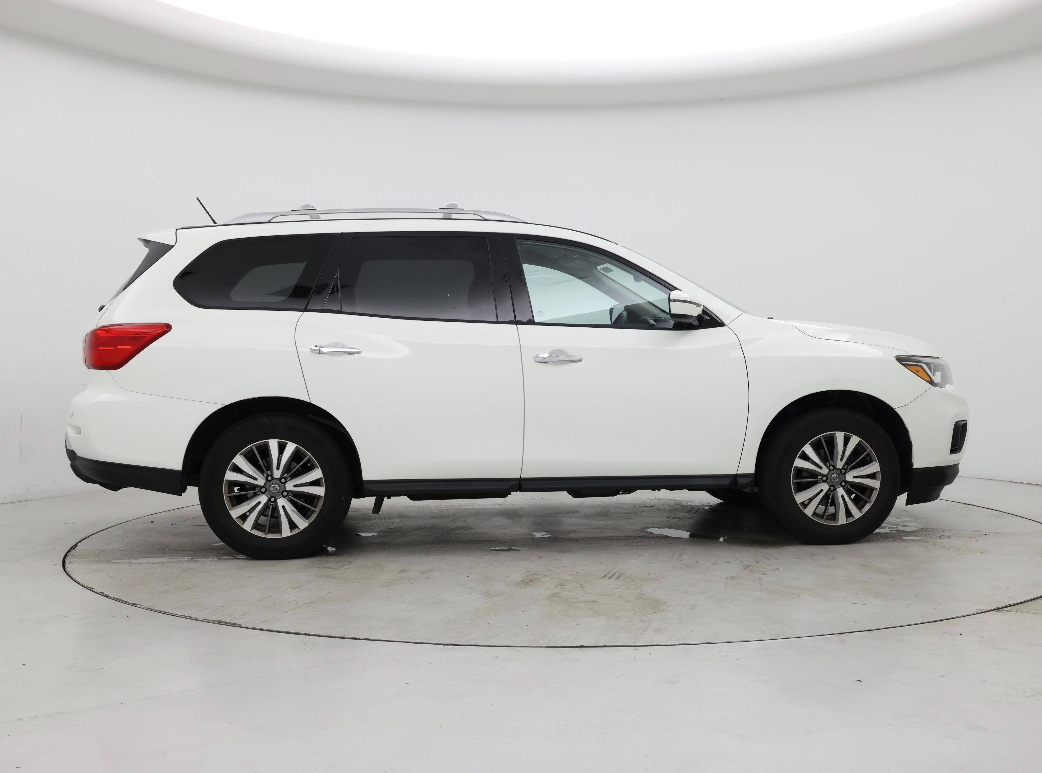 Thumbnail: 2018 Nissan Pathfinder - 7