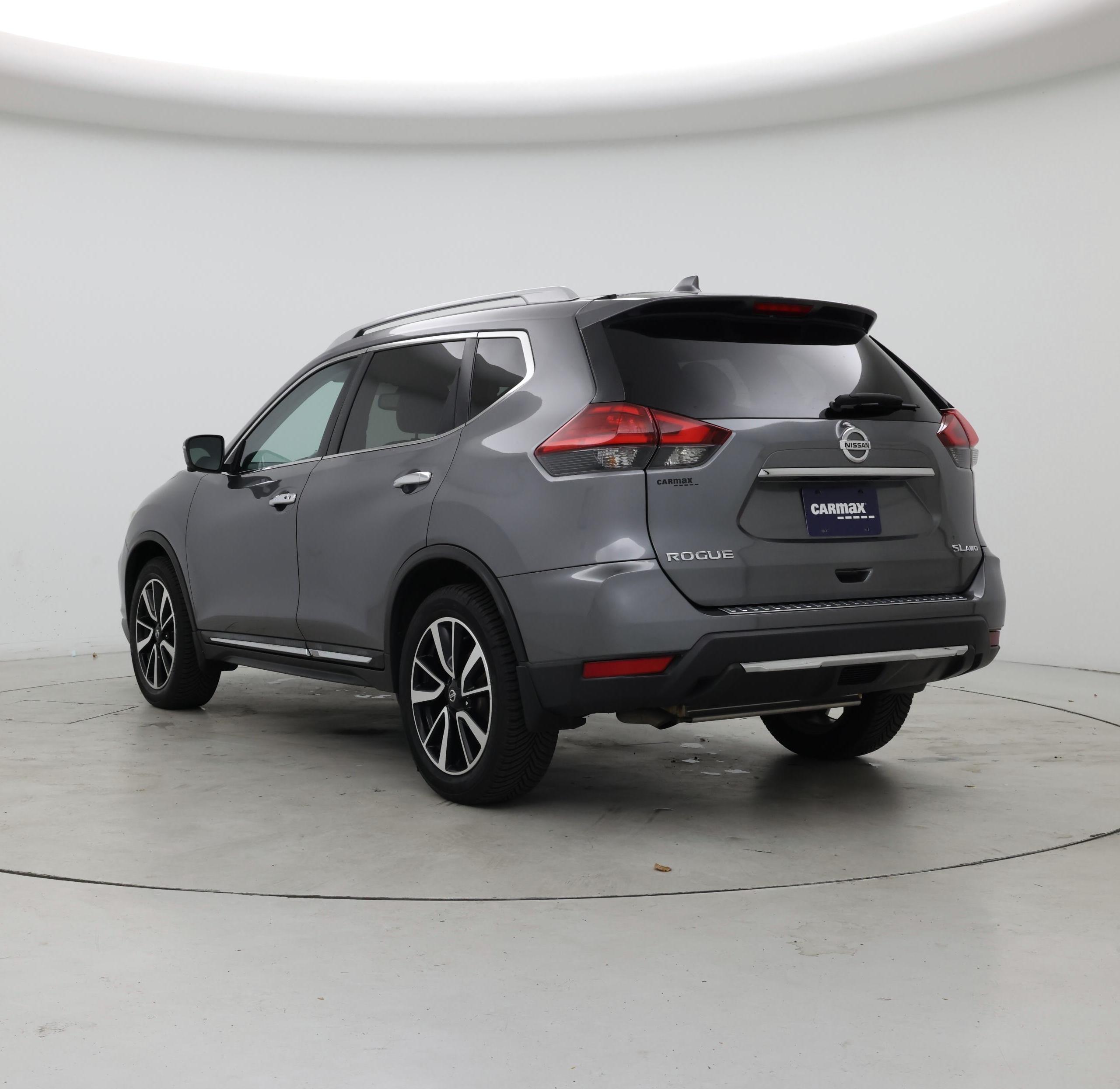 Thumbnail: 2017 Nissan Rogue - 2