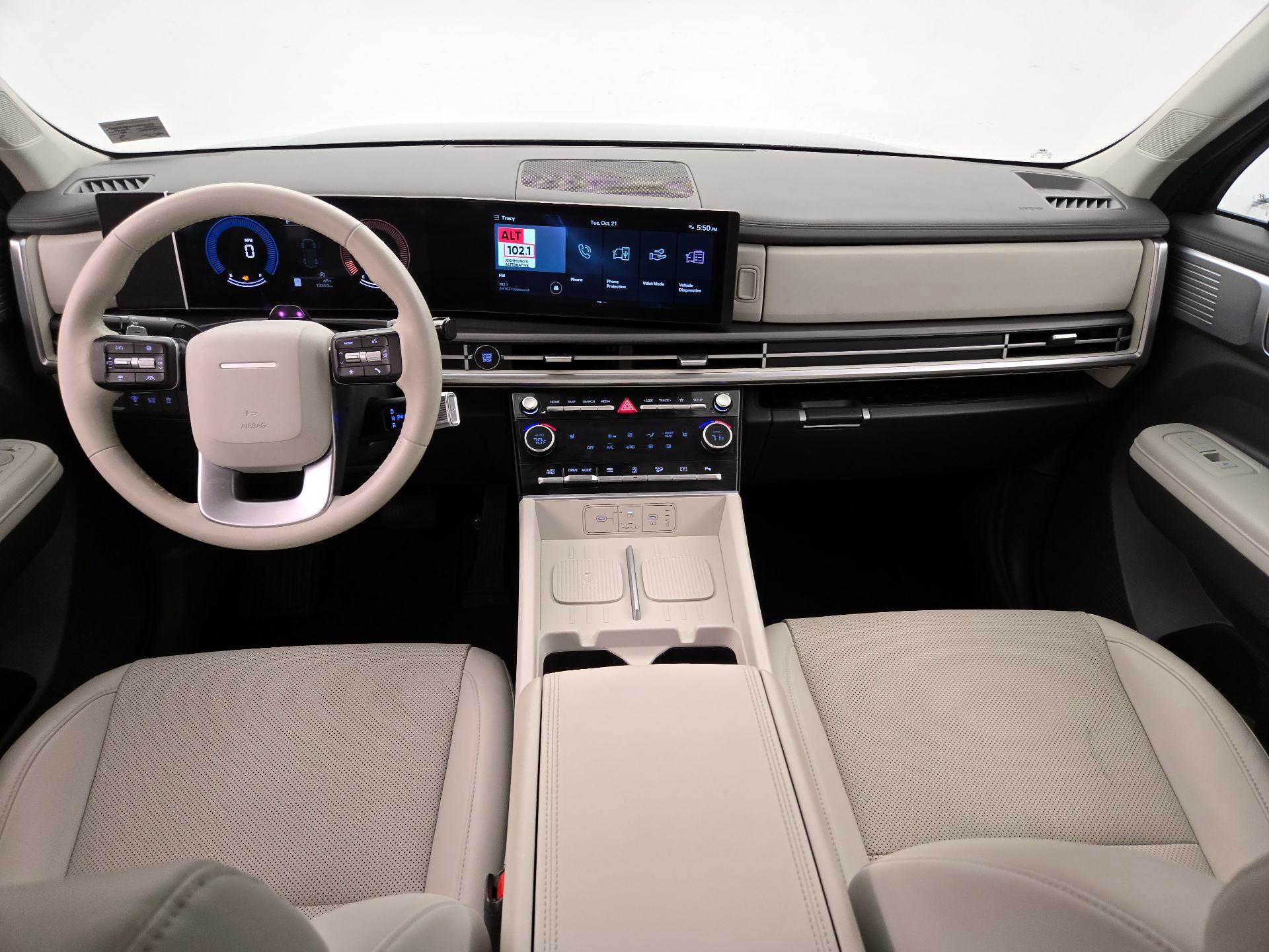 Thumbnail: 2025 Hyundai Santa Fe - 9