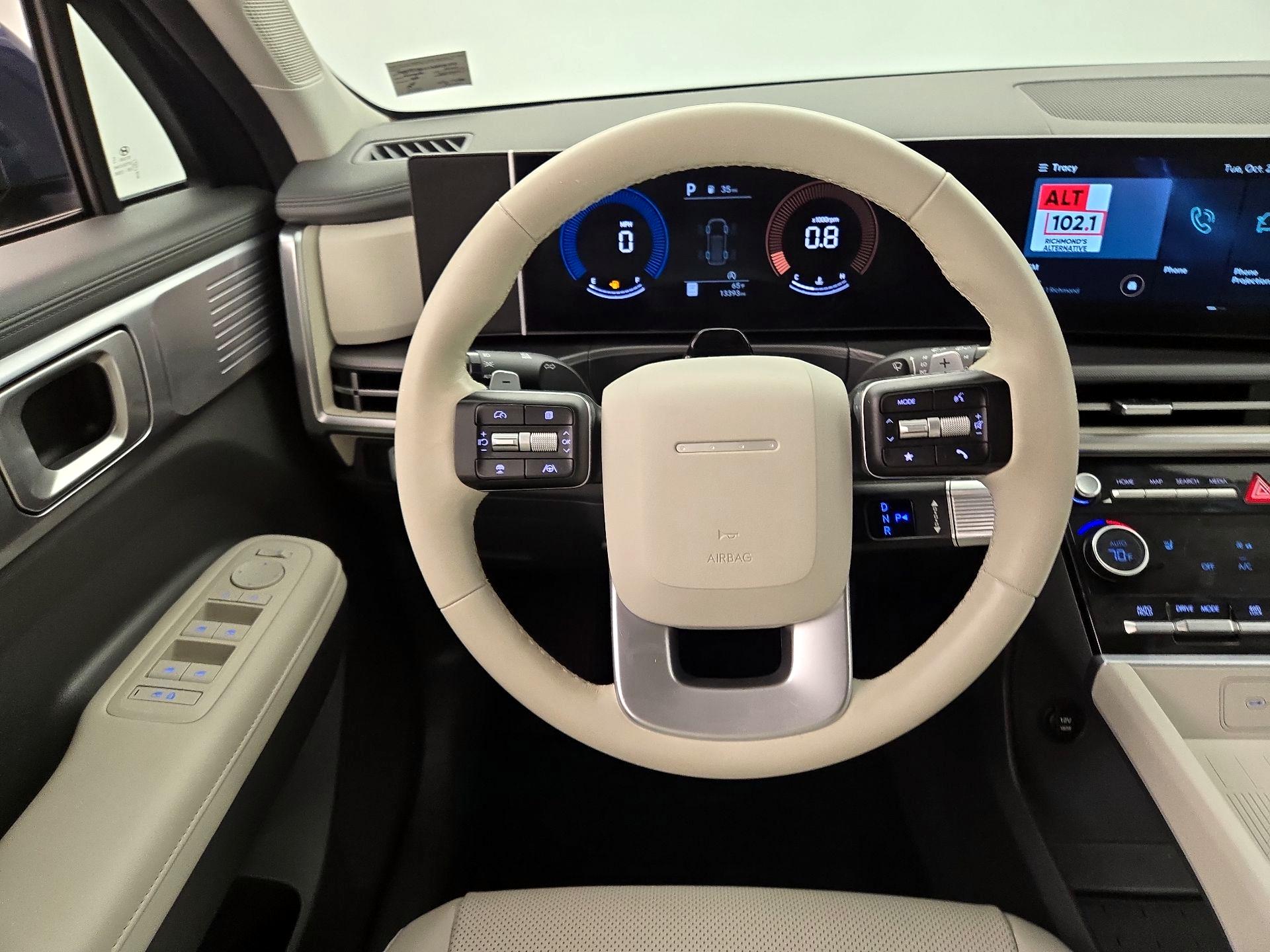Thumbnail: 2025 Hyundai Santa Fe - 10