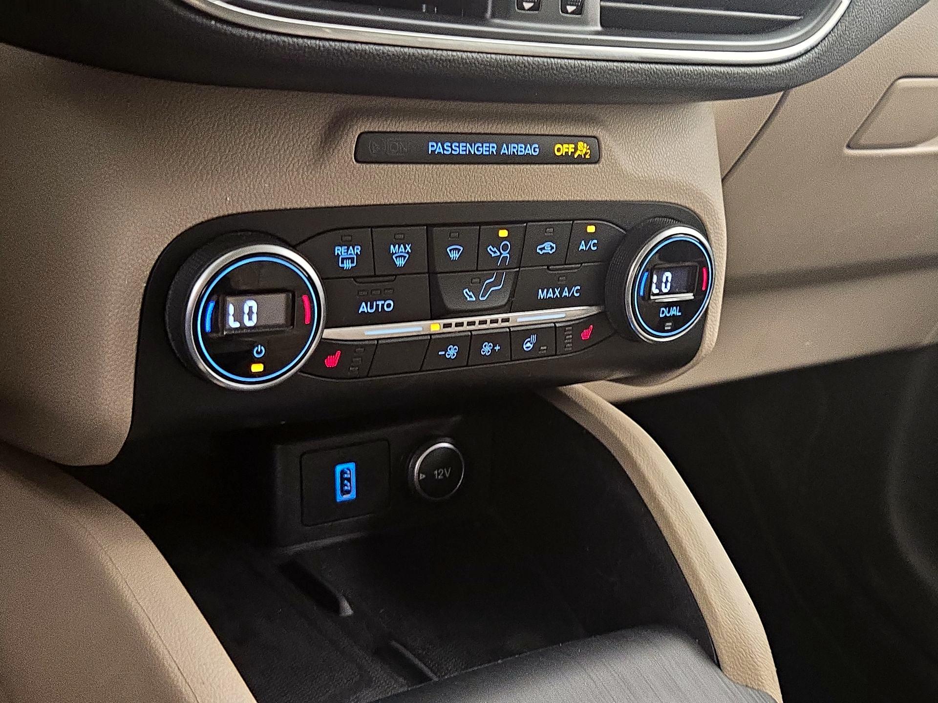 Thumbnail: 2020 Ford Escape - 17