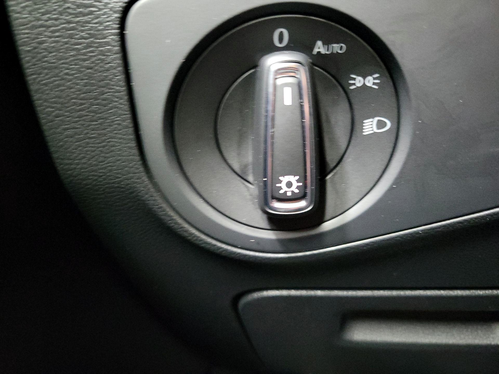 Thumbnail: 2024 Volkswagen Tiguan - 13