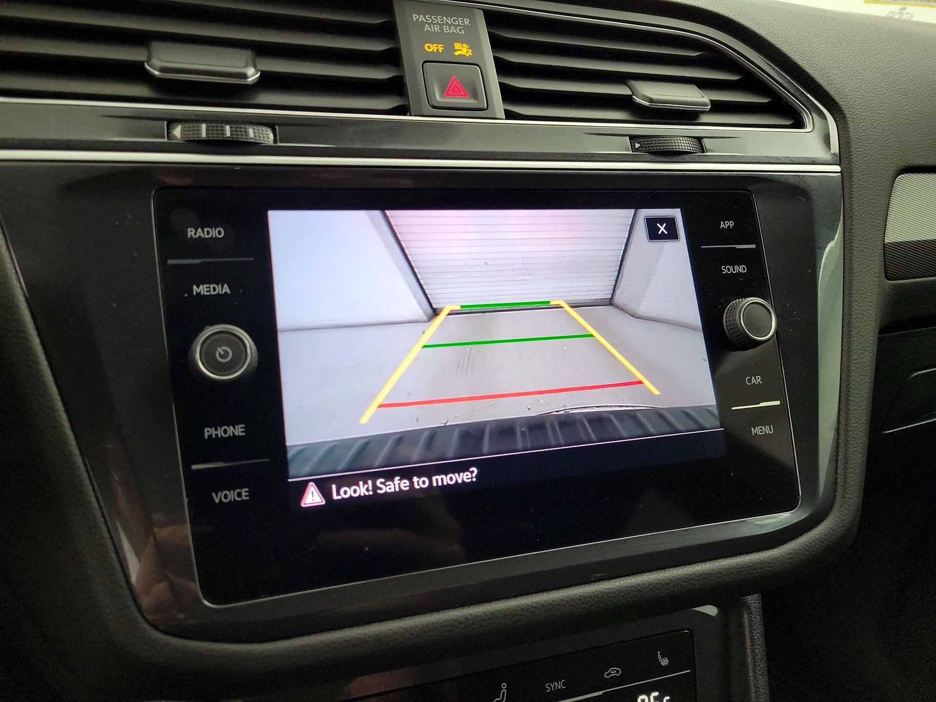 Thumbnail: 2024 Volkswagen Tiguan - 14