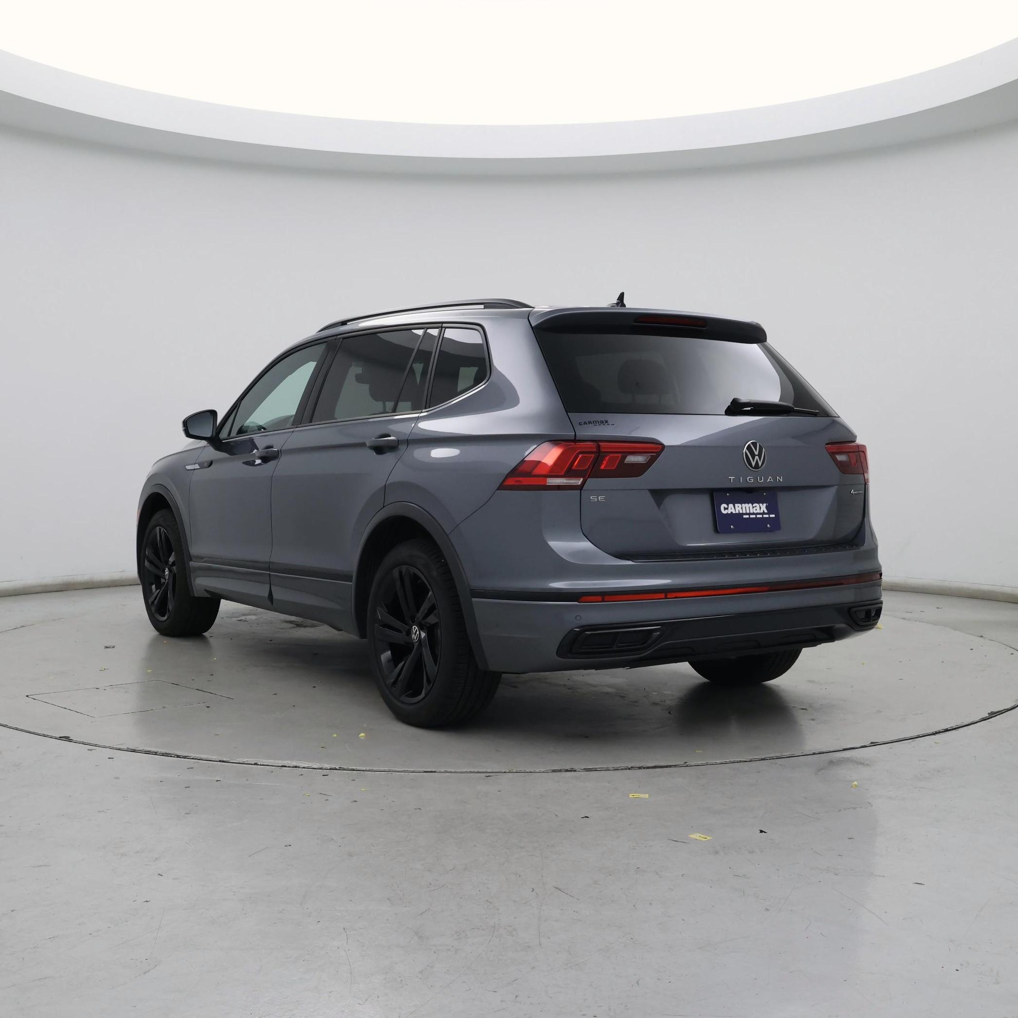 Thumbnail: 2024 Volkswagen Tiguan - 2