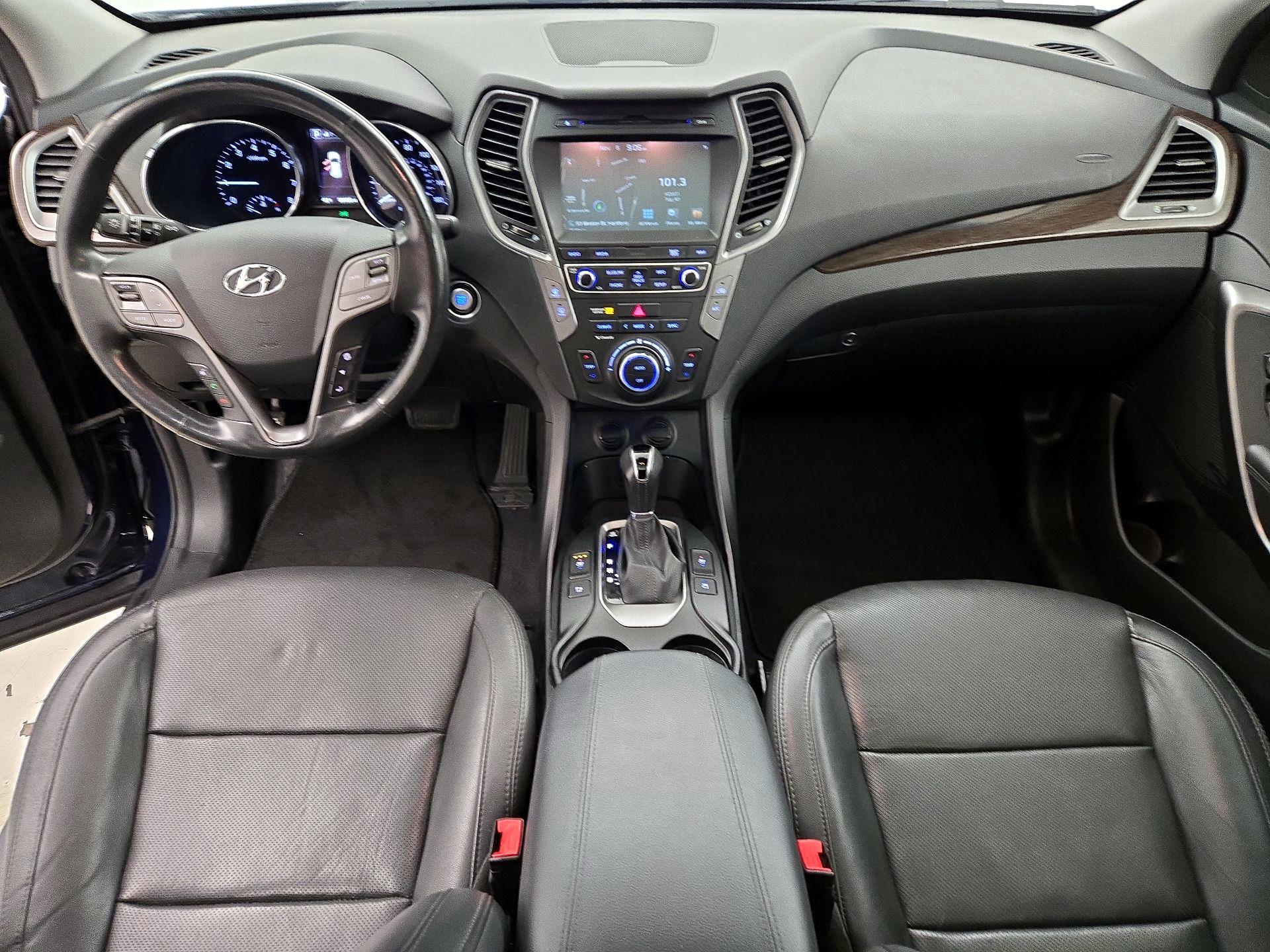 Thumbnail: 2017 Hyundai Santa Fe - 9