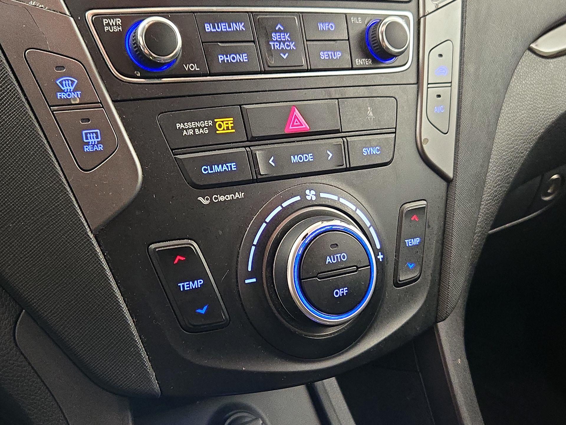 Thumbnail: 2017 Hyundai Santa Fe - 17