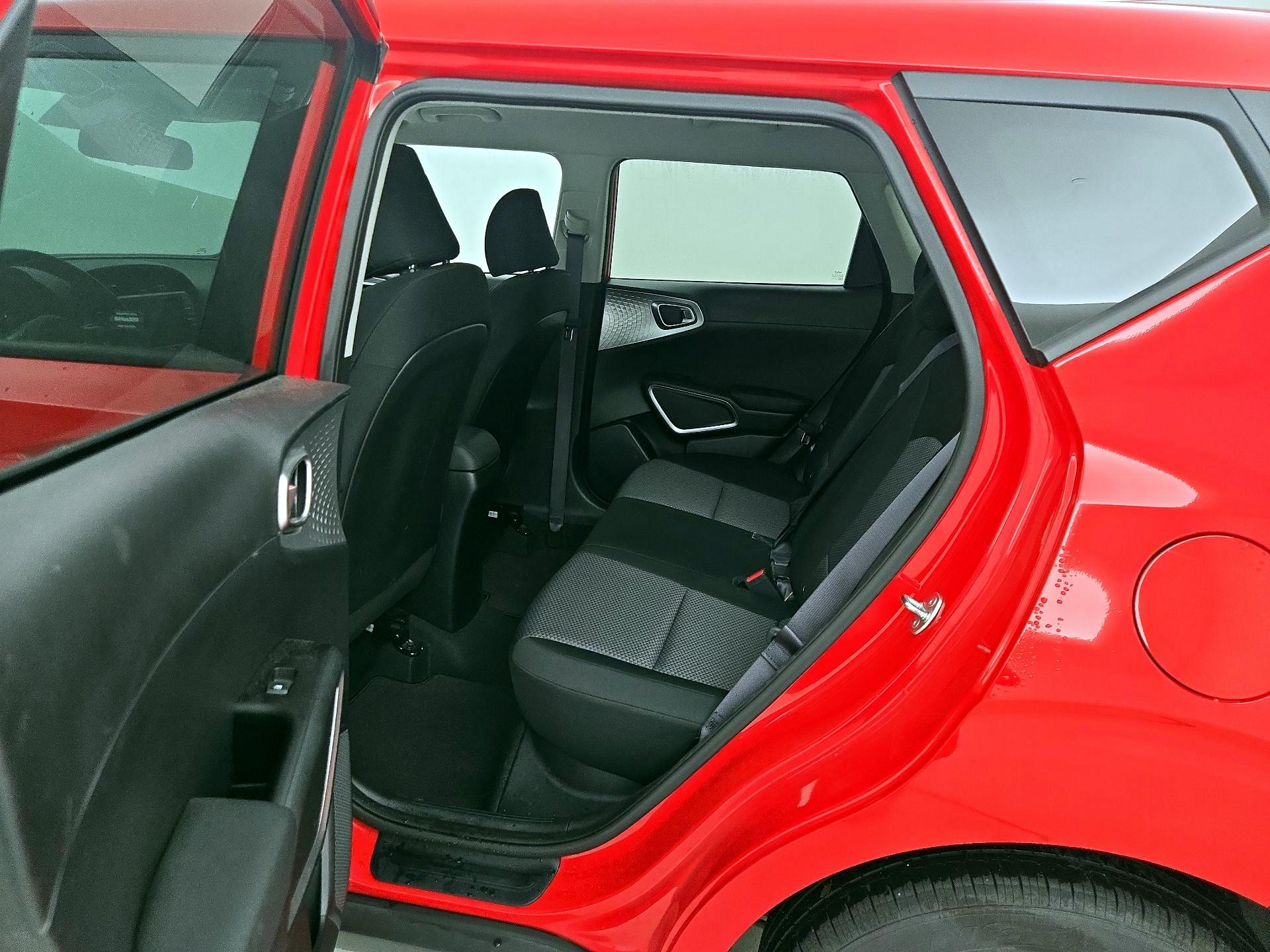 Thumbnail: 2025 Kia Soul - 19