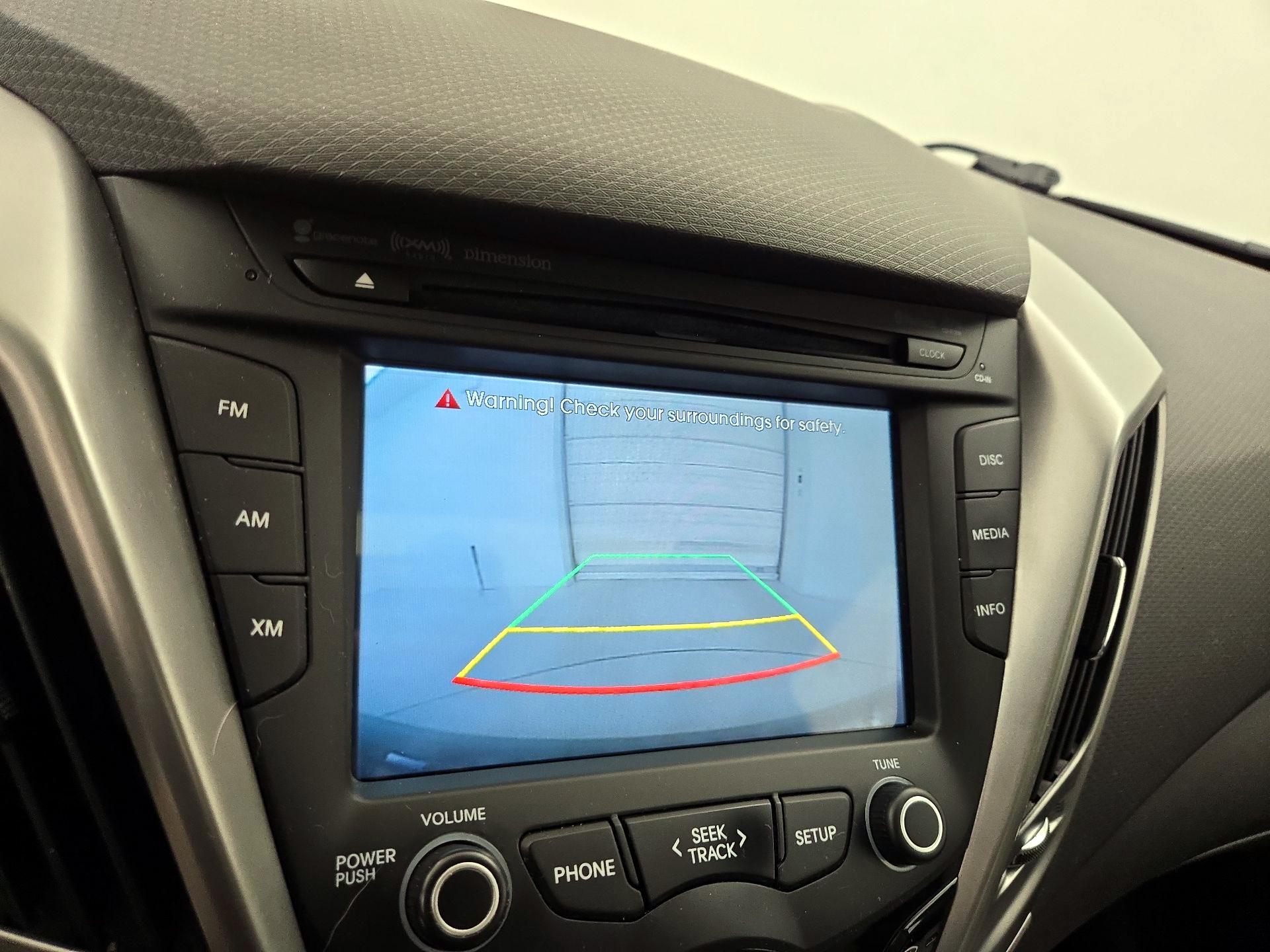 Thumbnail: 2014 Hyundai Veloster - 14