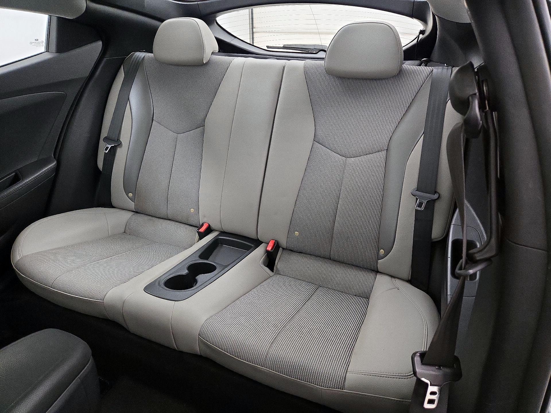 Thumbnail: 2014 Hyundai Veloster - 20