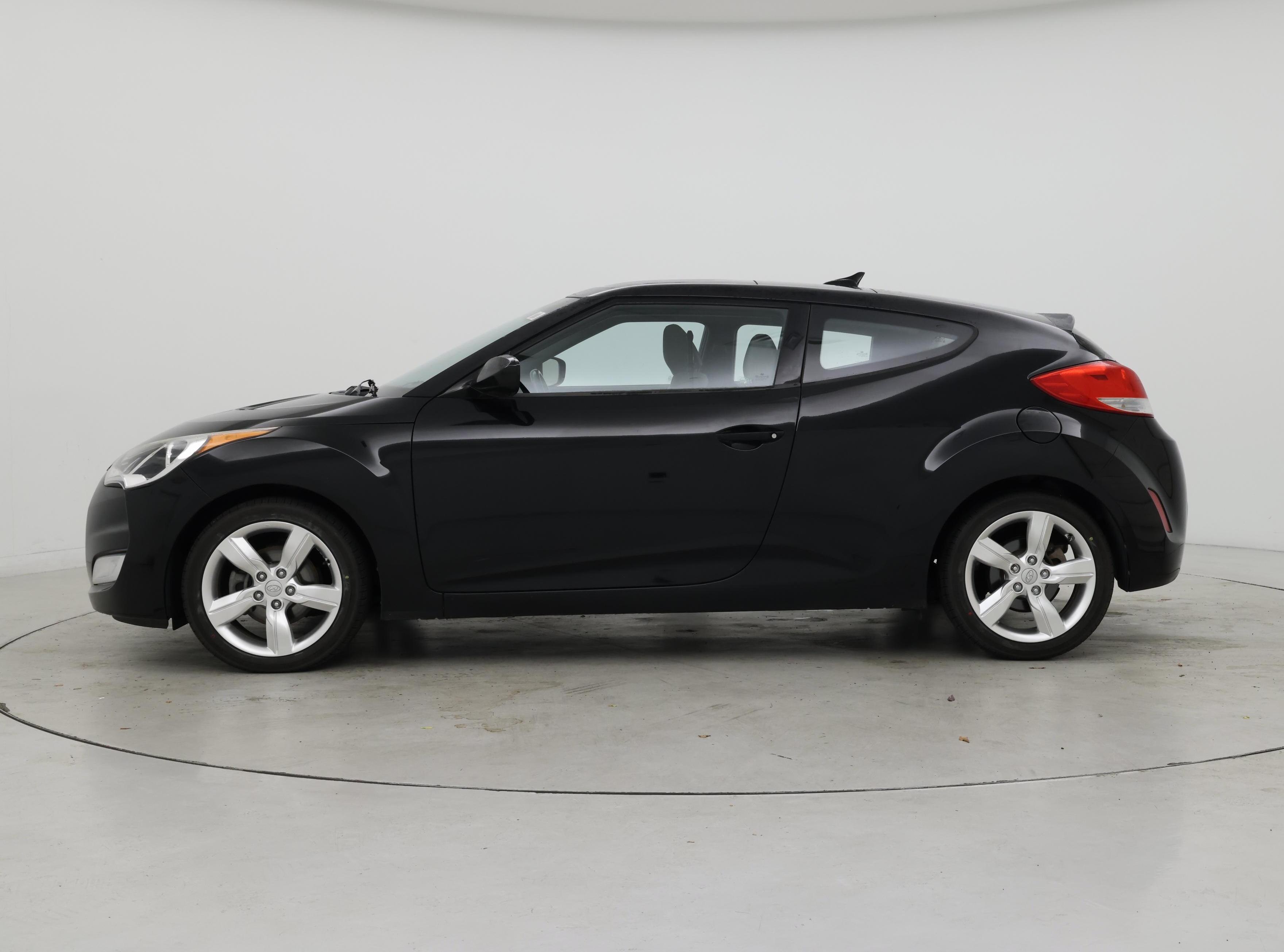 Thumbnail: 2014 Hyundai Veloster - 3