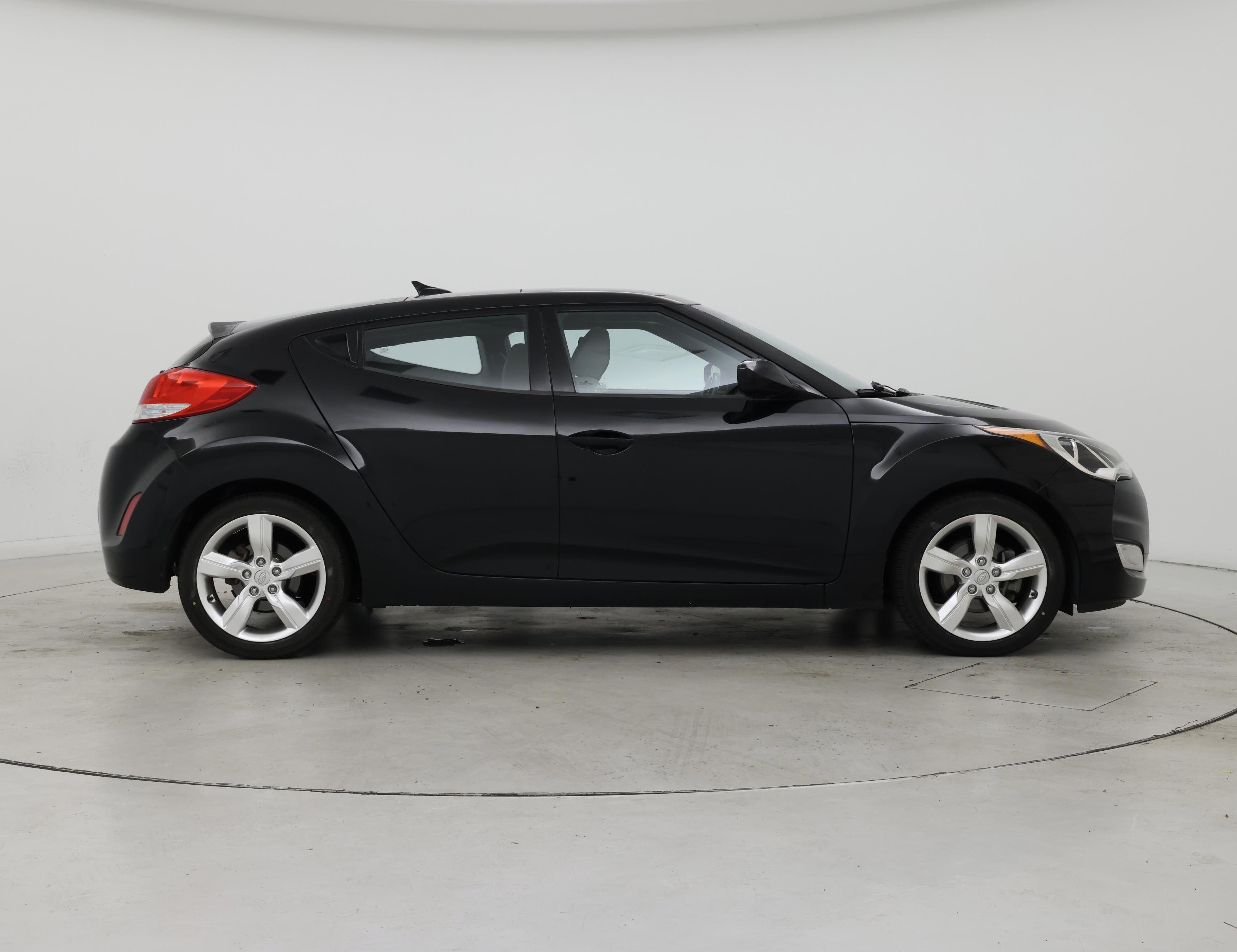 Thumbnail: 2014 Hyundai Veloster - 7