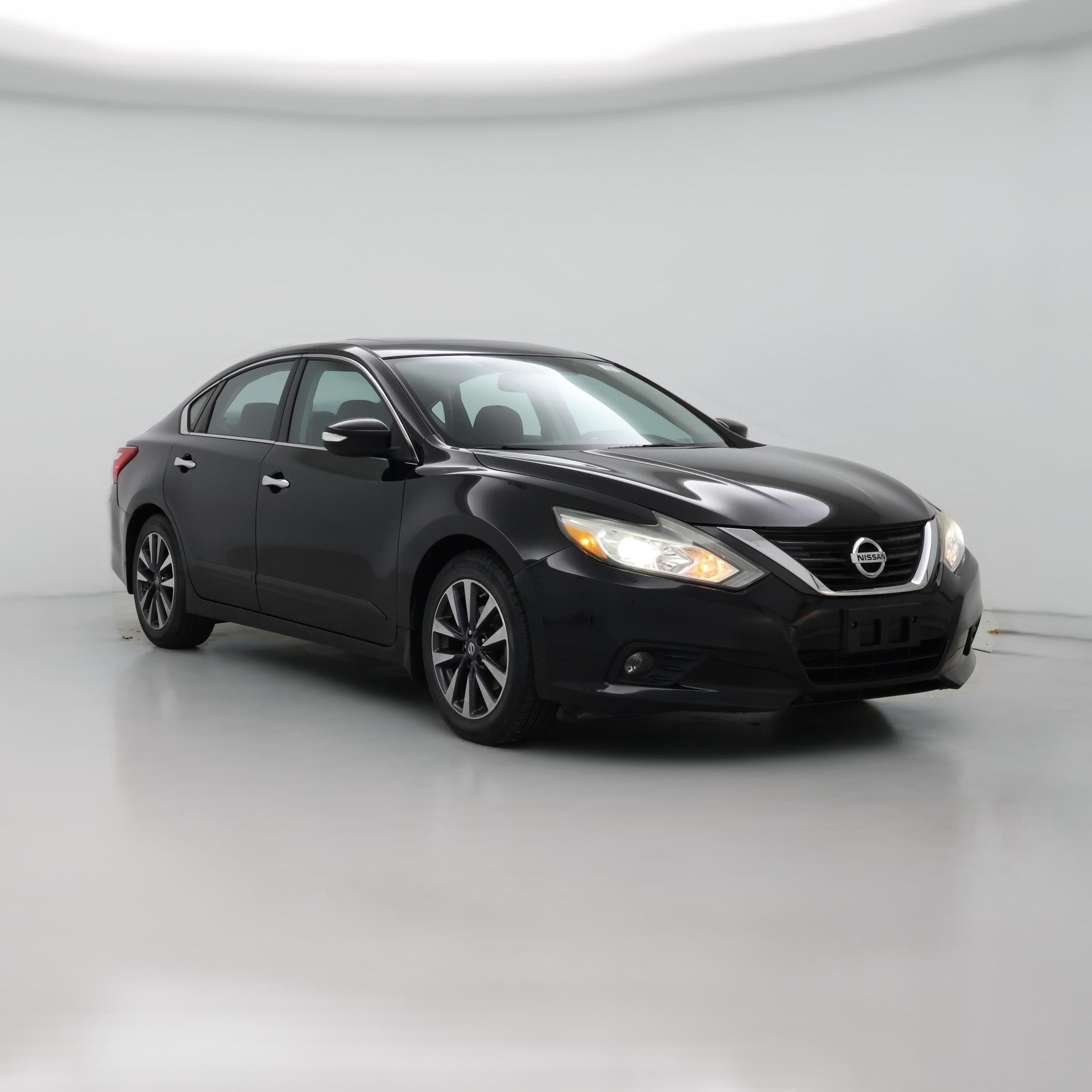 Thumbnail: 2016 Nissan Altima - 1