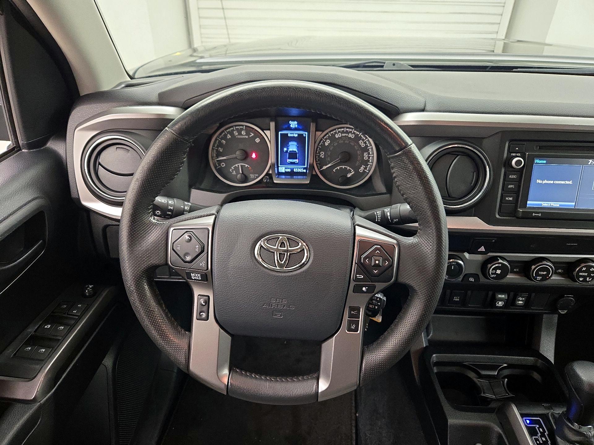 Thumbnail: 2019 Toyota Tacoma - 10