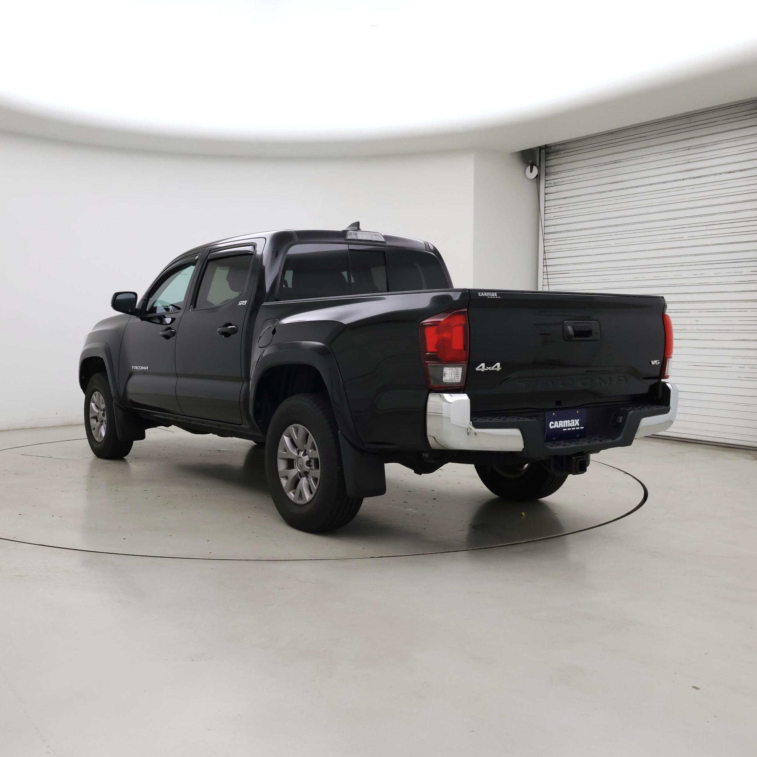 Thumbnail: 2019 Toyota Tacoma - 2