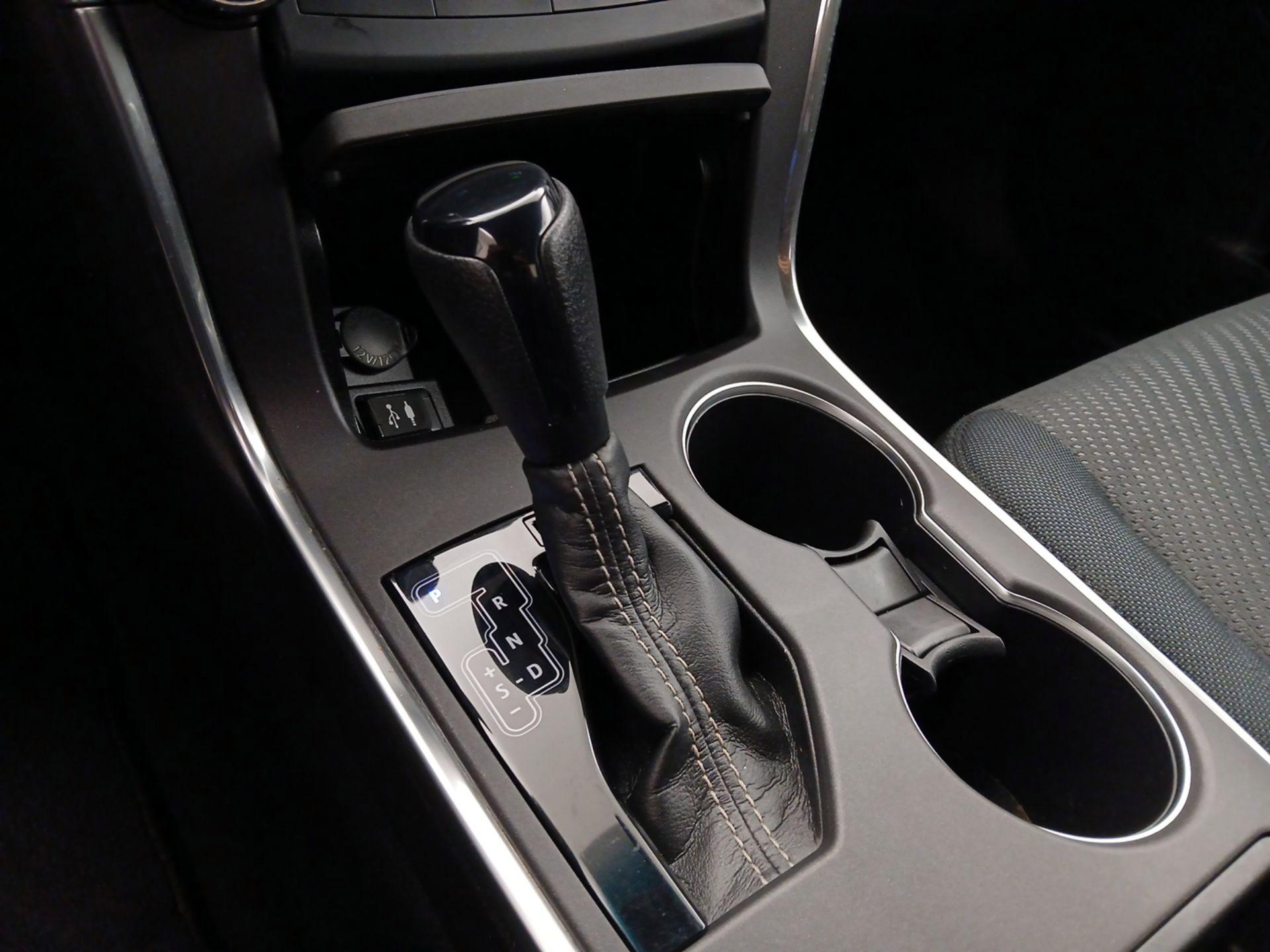 Thumbnail: 2017 Toyota Camry - 17