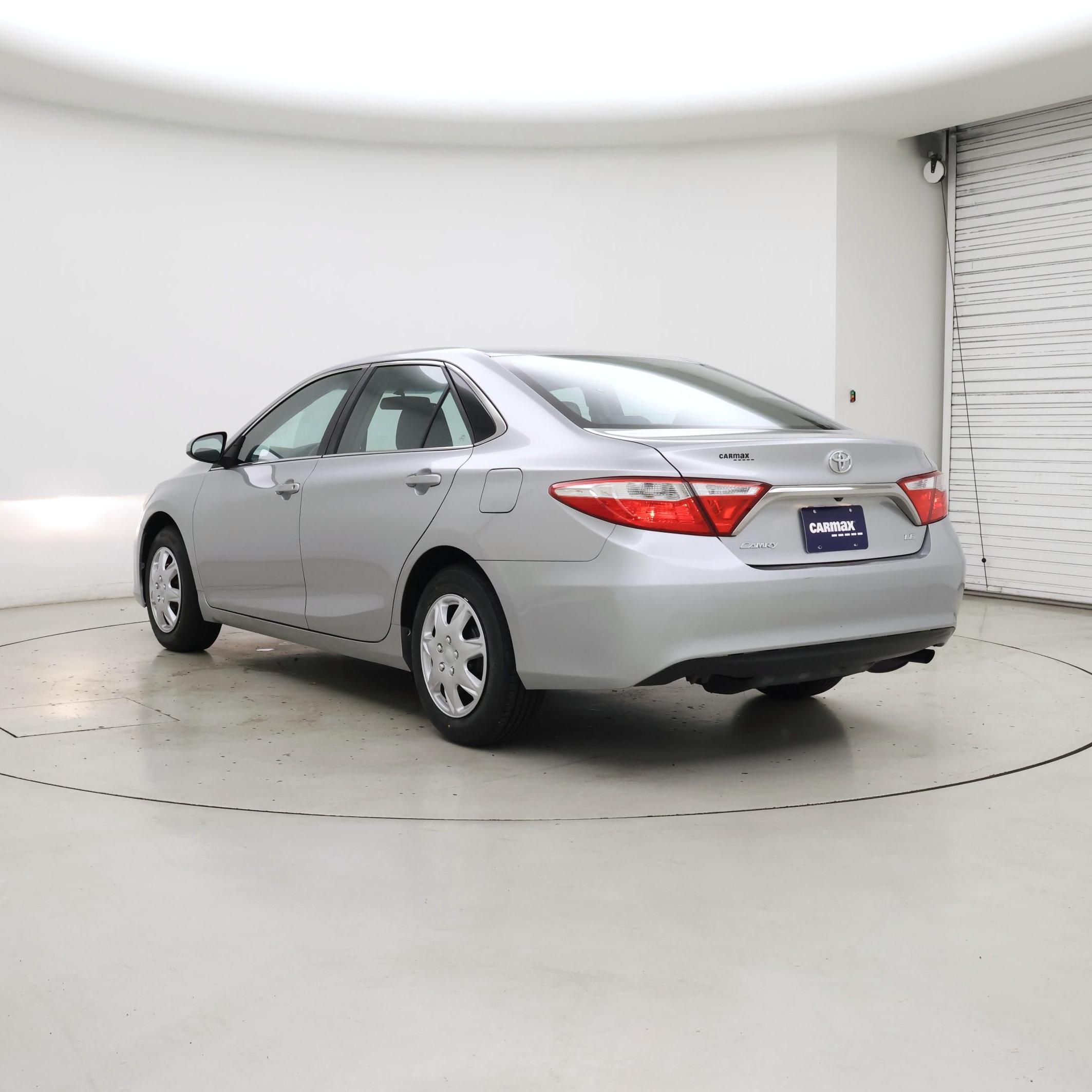 Thumbnail: 2017 Toyota Camry - 2