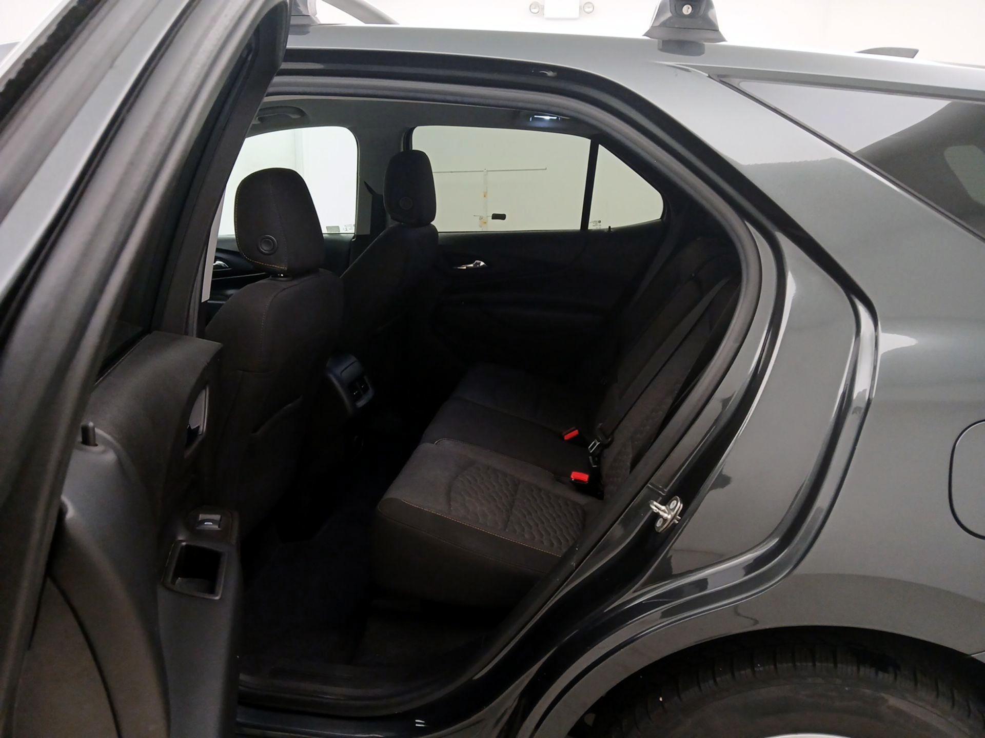 Thumbnail: 2018 Chevrolet Equinox - 19