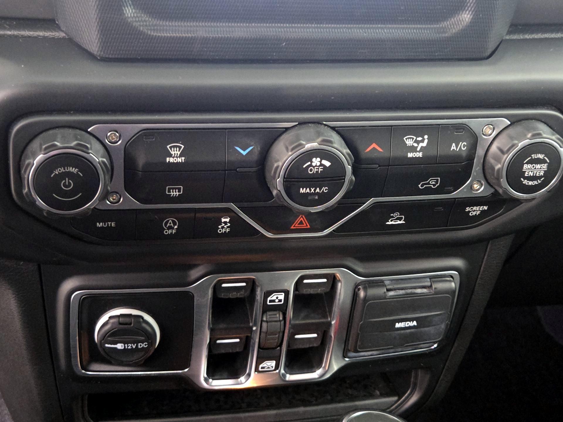 Thumbnail: 2023 Jeep Wrangler - 16