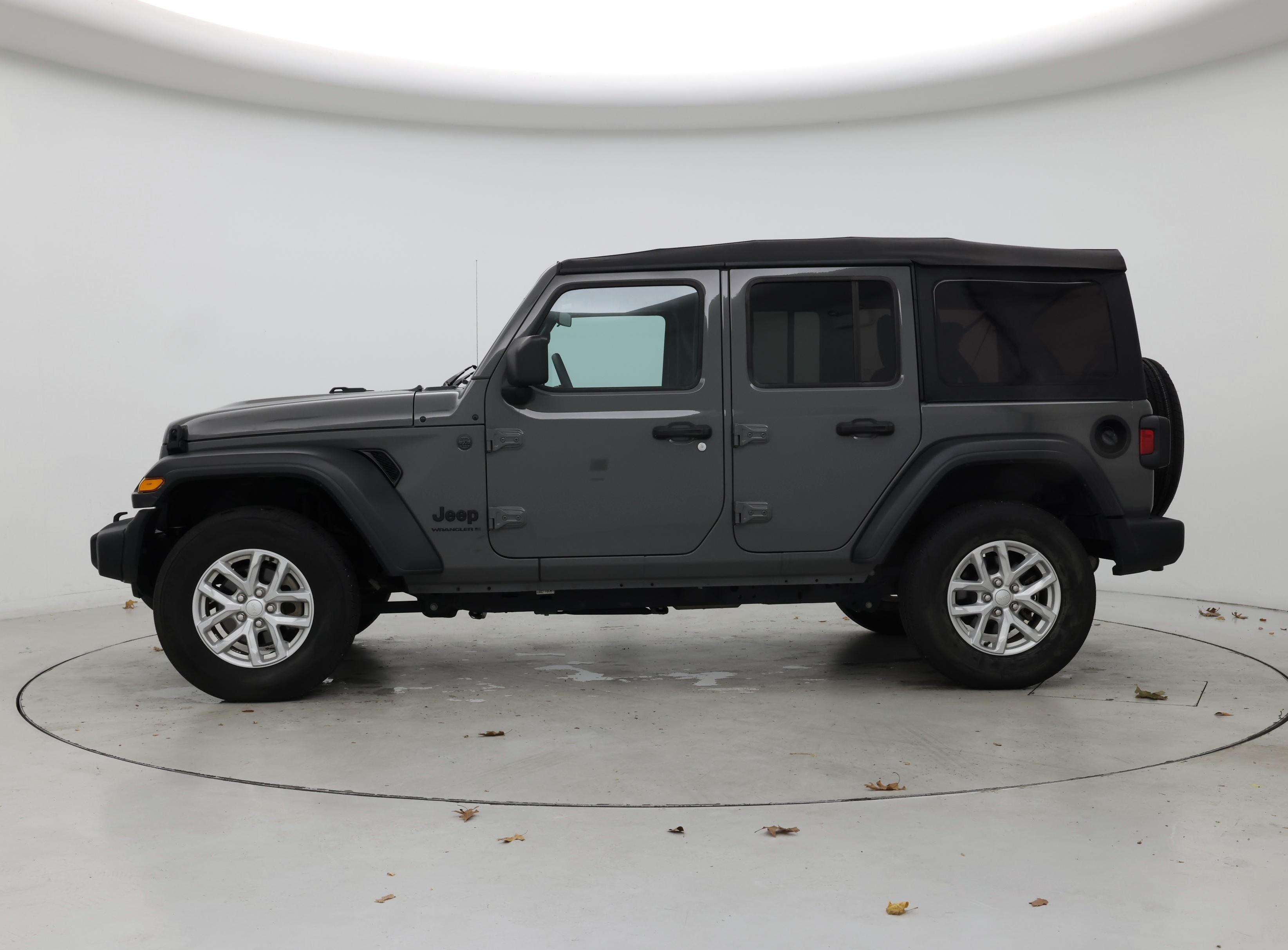 Thumbnail: 2023 Jeep Wrangler - 3