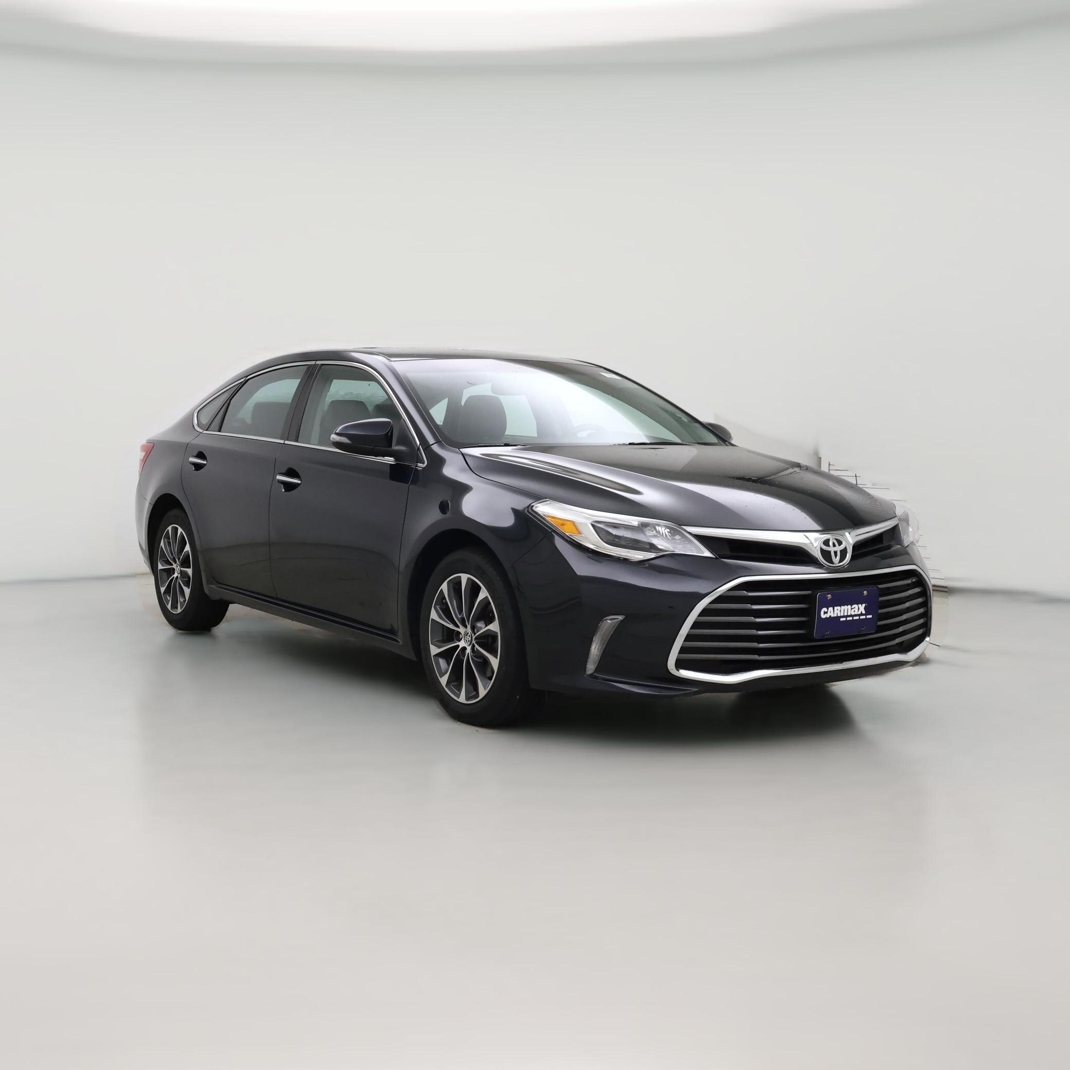 Thumbnail: 2016 Toyota Avalon - 1