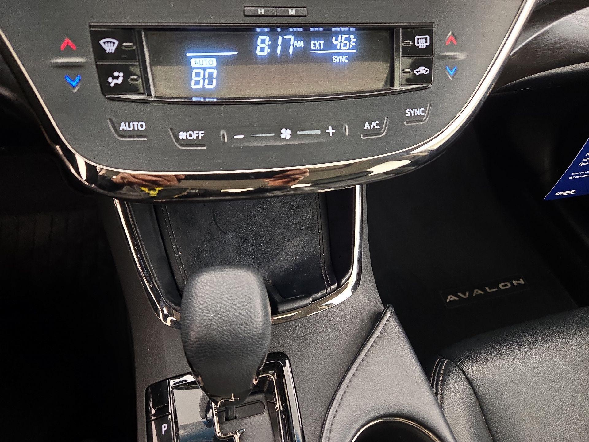 Thumbnail: 2016 Toyota Avalon - 16