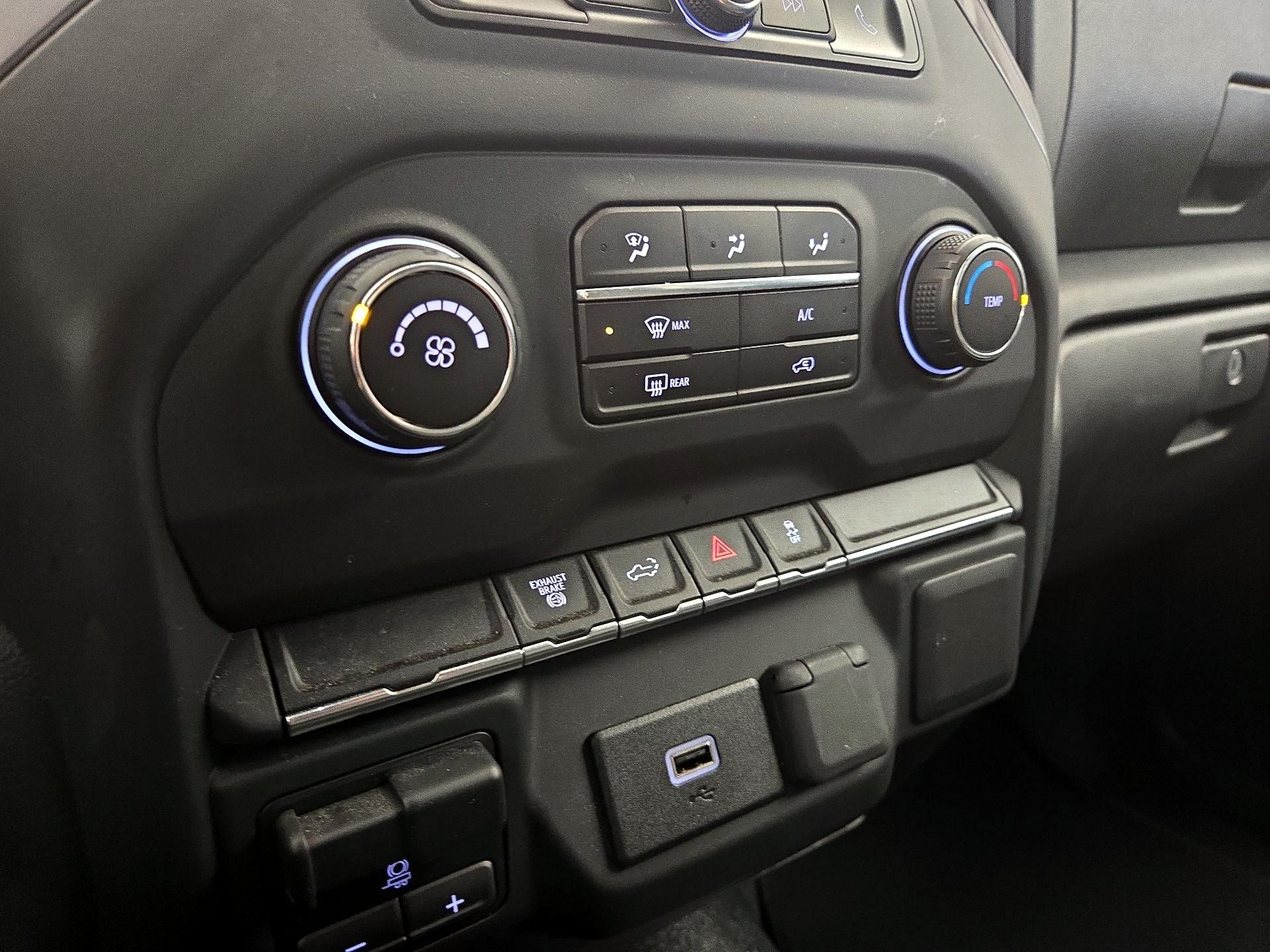 Thumbnail: 2020 Chevrolet Silverado 2500 - 16