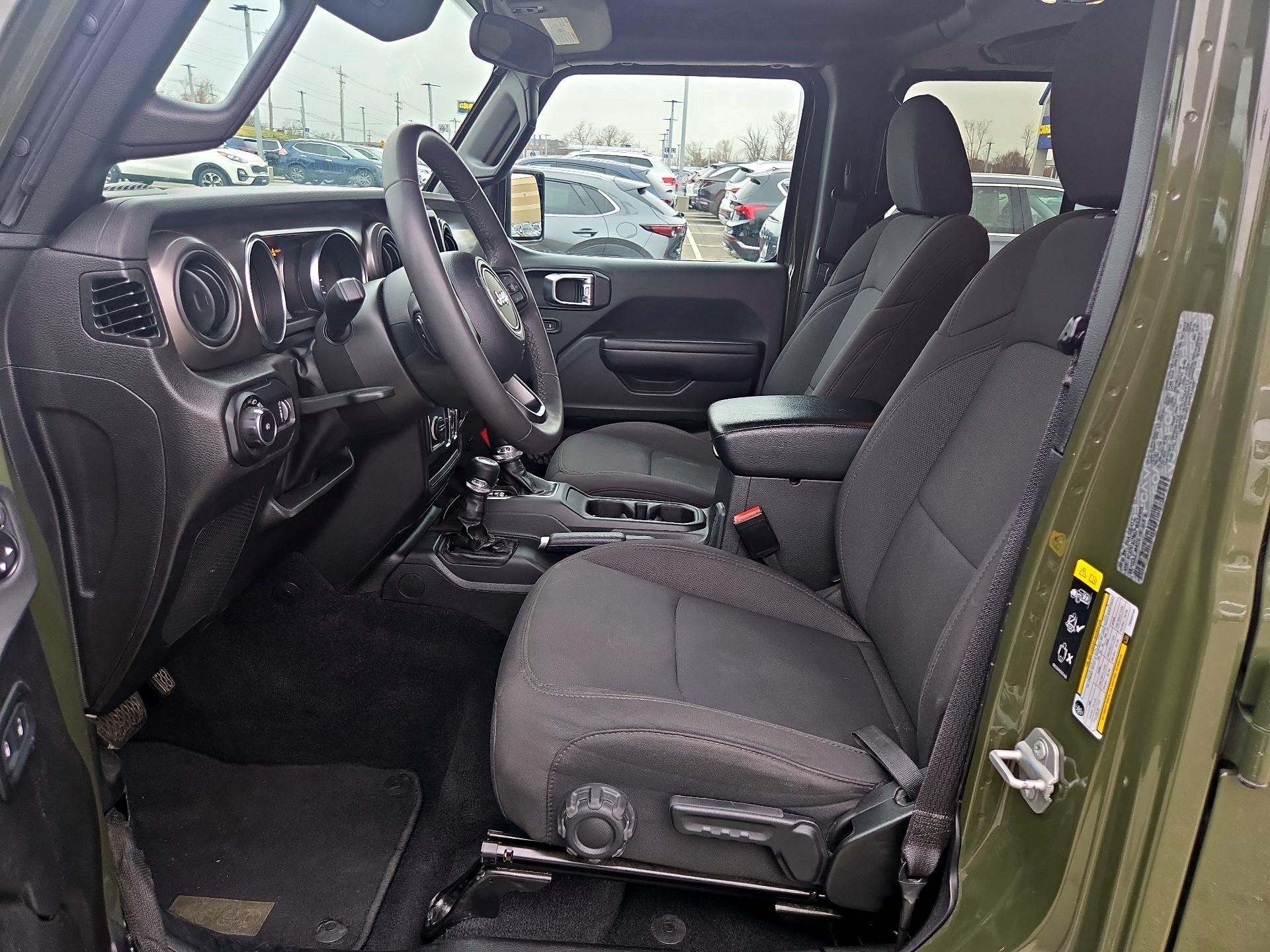 Thumbnail: 2023 Jeep Wrangler - 9