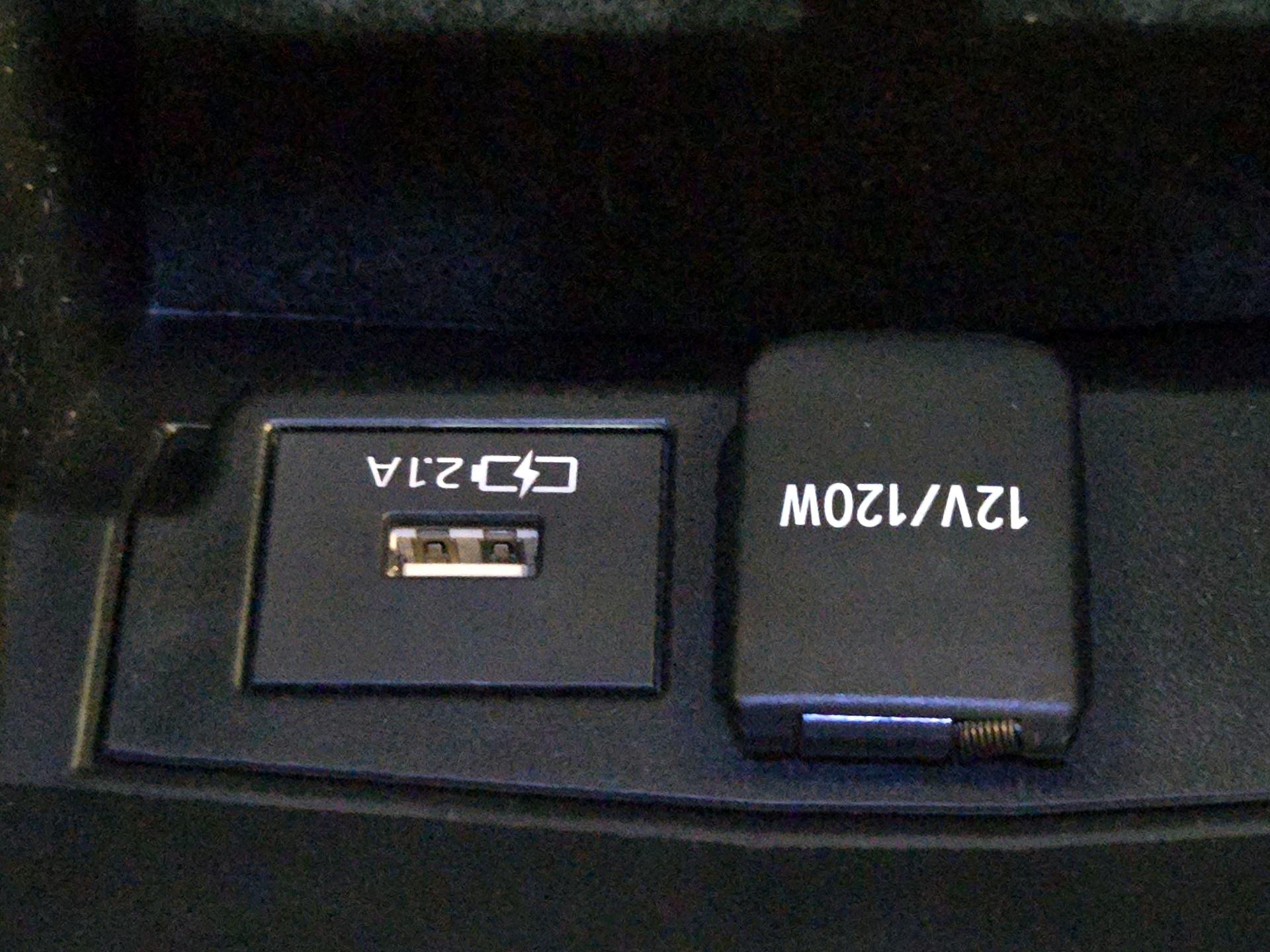 Thumbnail: 2021 Toyota Corolla - 18