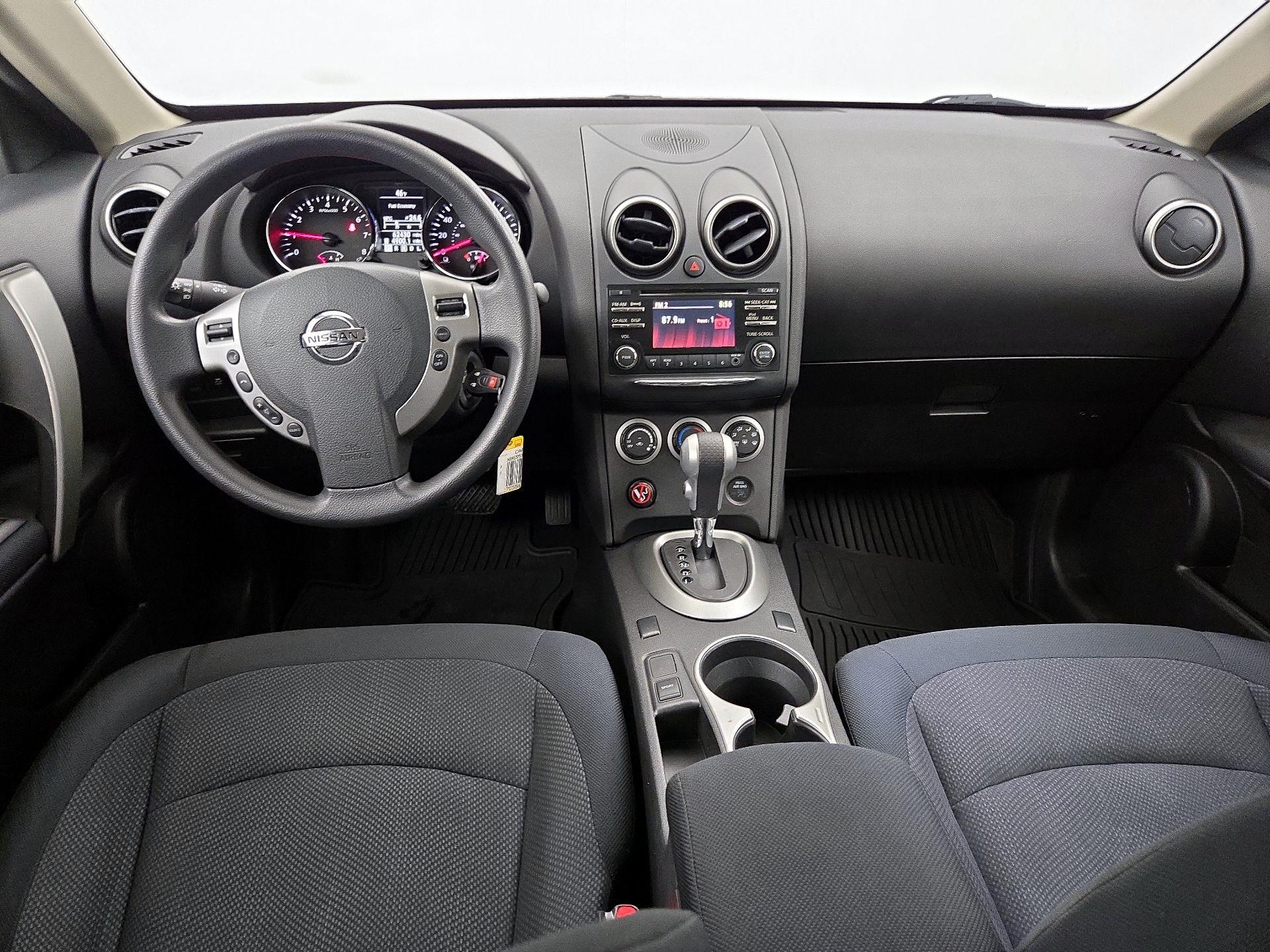 Thumbnail: 2015 Nissan Rogue - 9