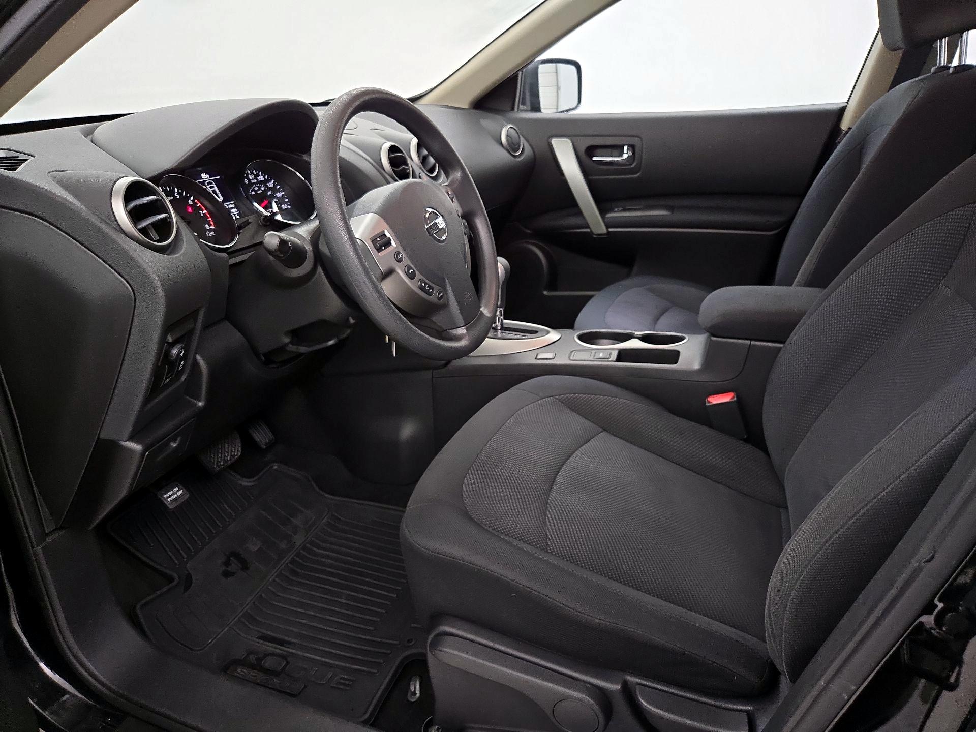 Thumbnail: 2015 Nissan Rogue - 11