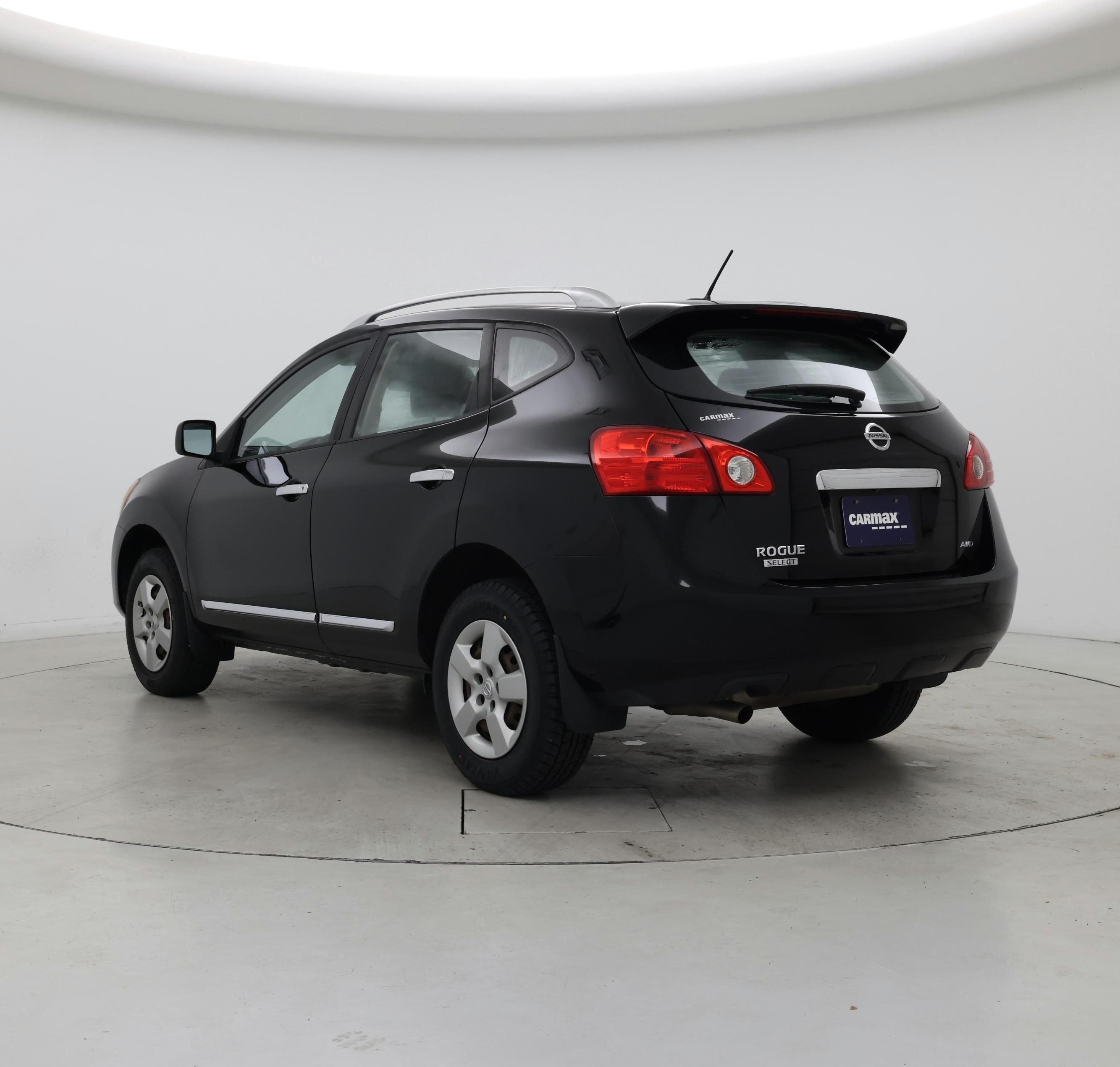 Thumbnail: 2015 Nissan Rogue - 2