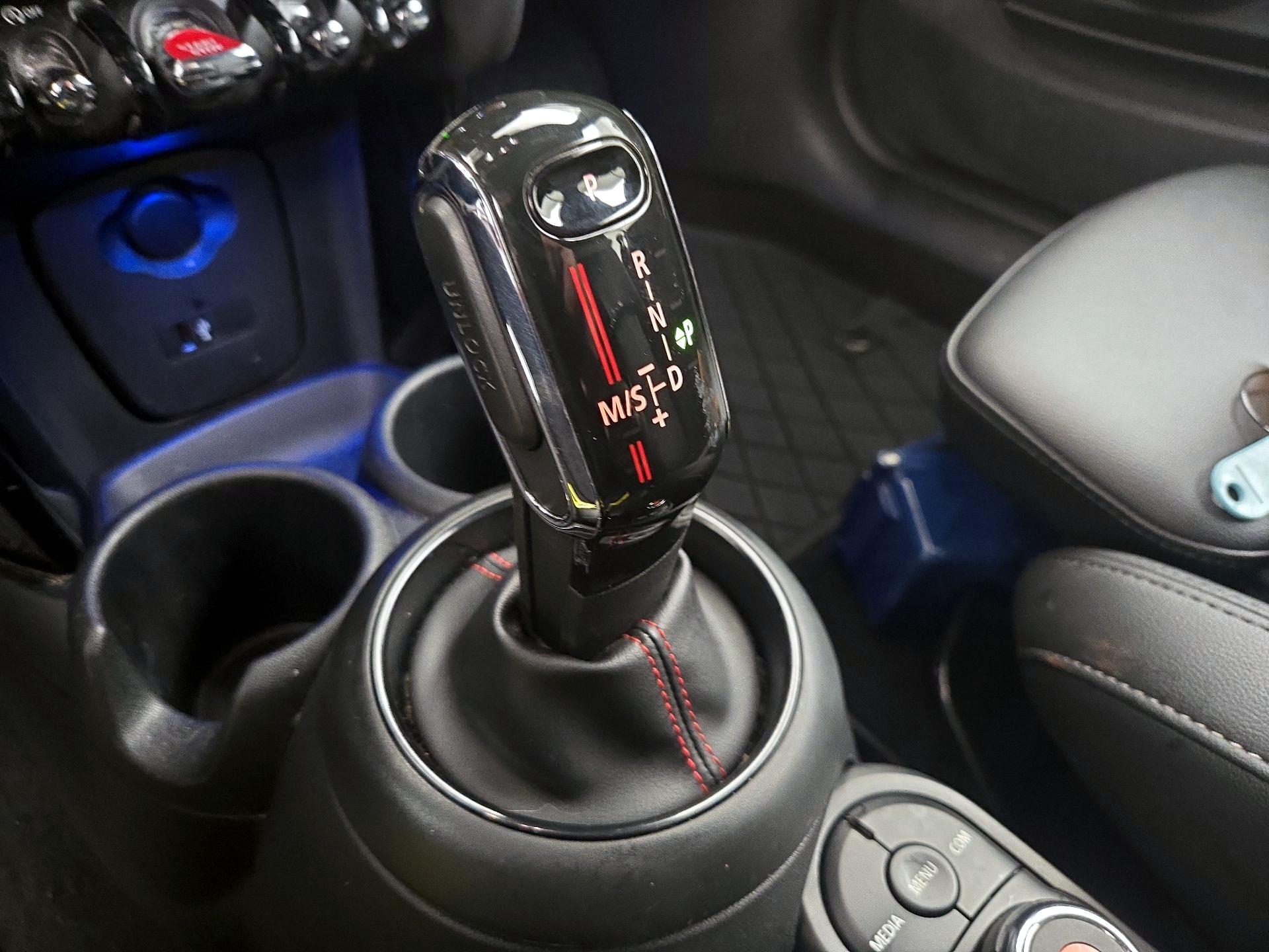 Thumbnail: 2020 MINI Cooper - 17