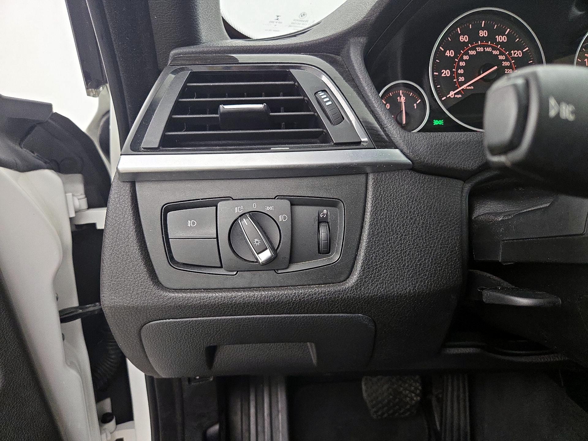 Thumbnail: 2017 BMW 4 Series - 13