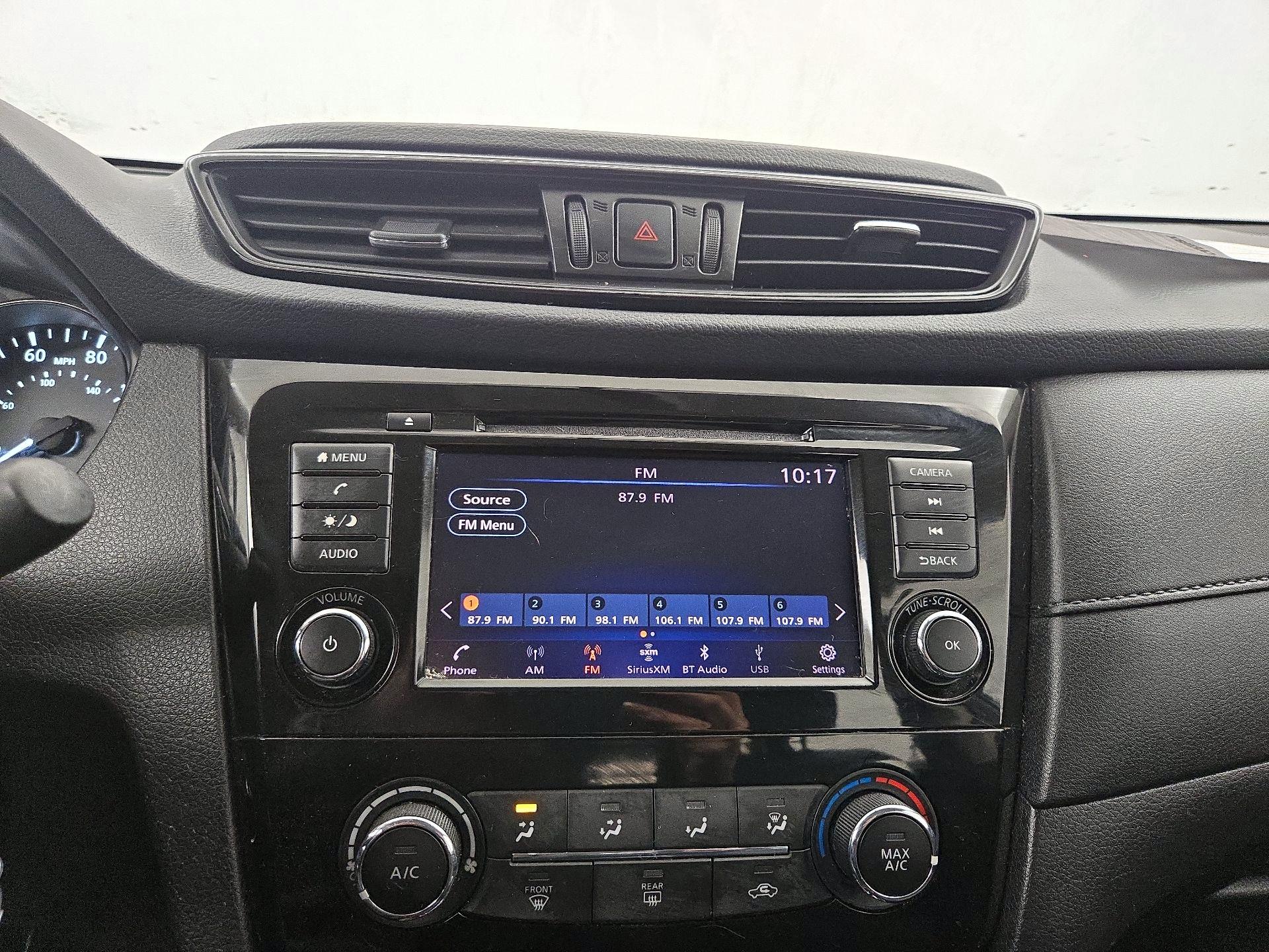 Thumbnail: 2018 Nissan Rogue - 15