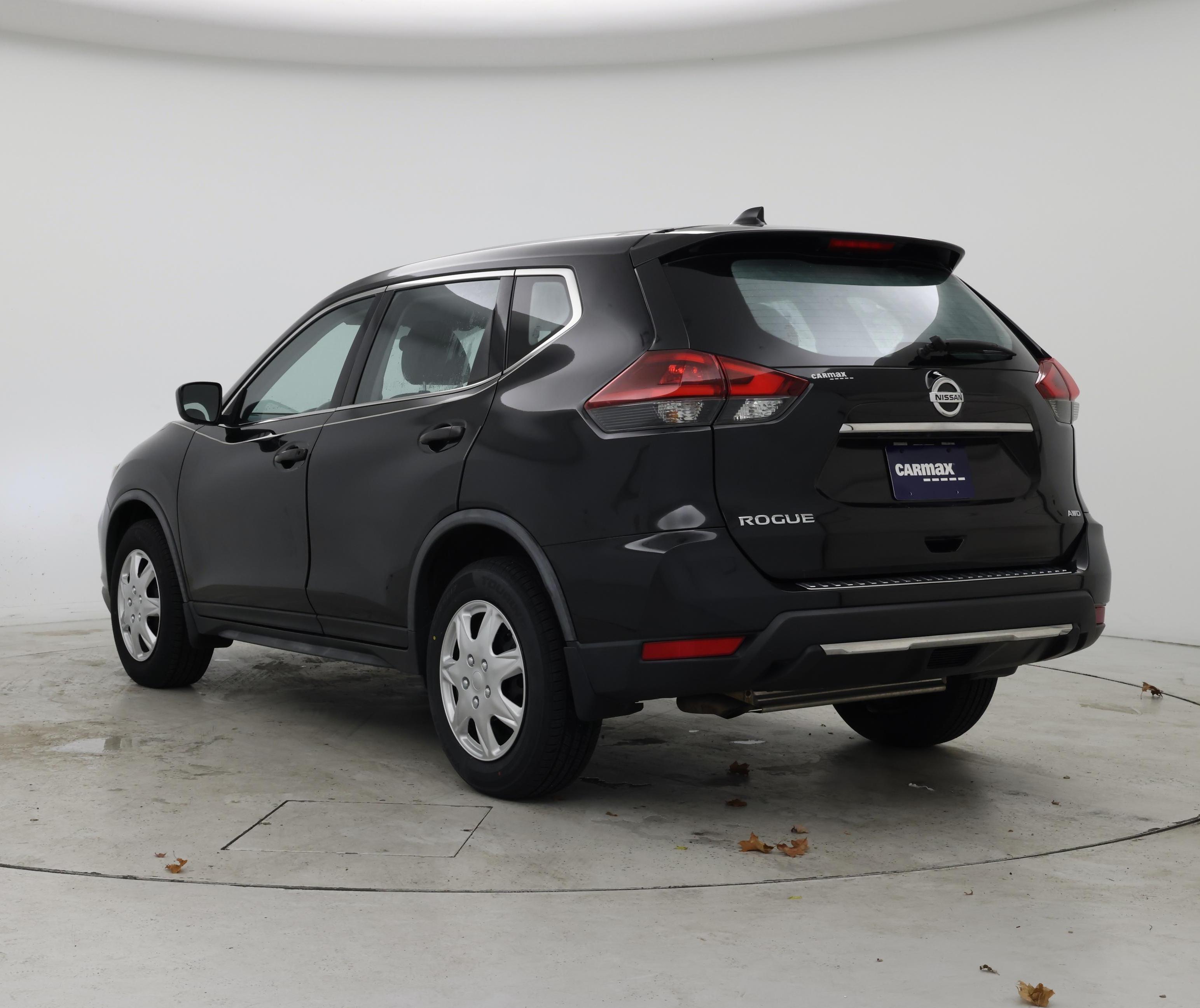 Thumbnail: 2018 Nissan Rogue - 2