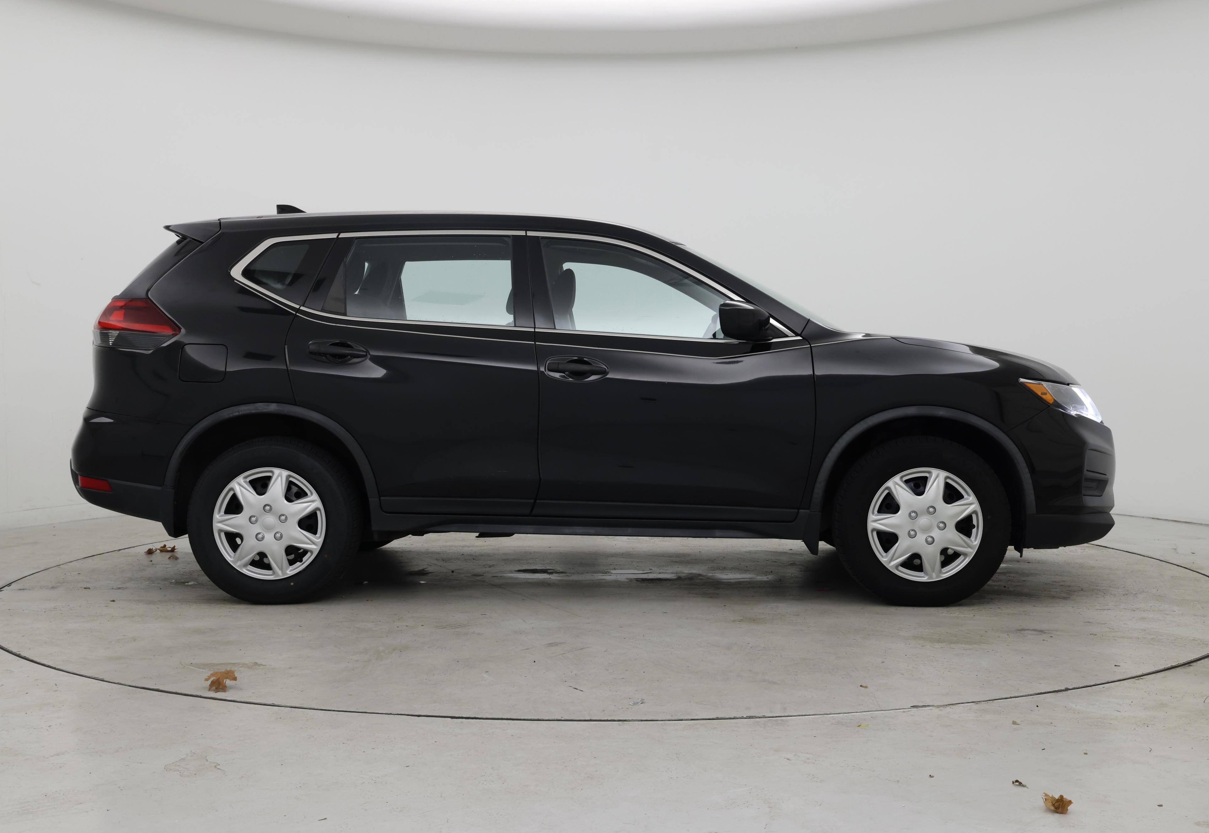 Thumbnail: 2018 Nissan Rogue - 7