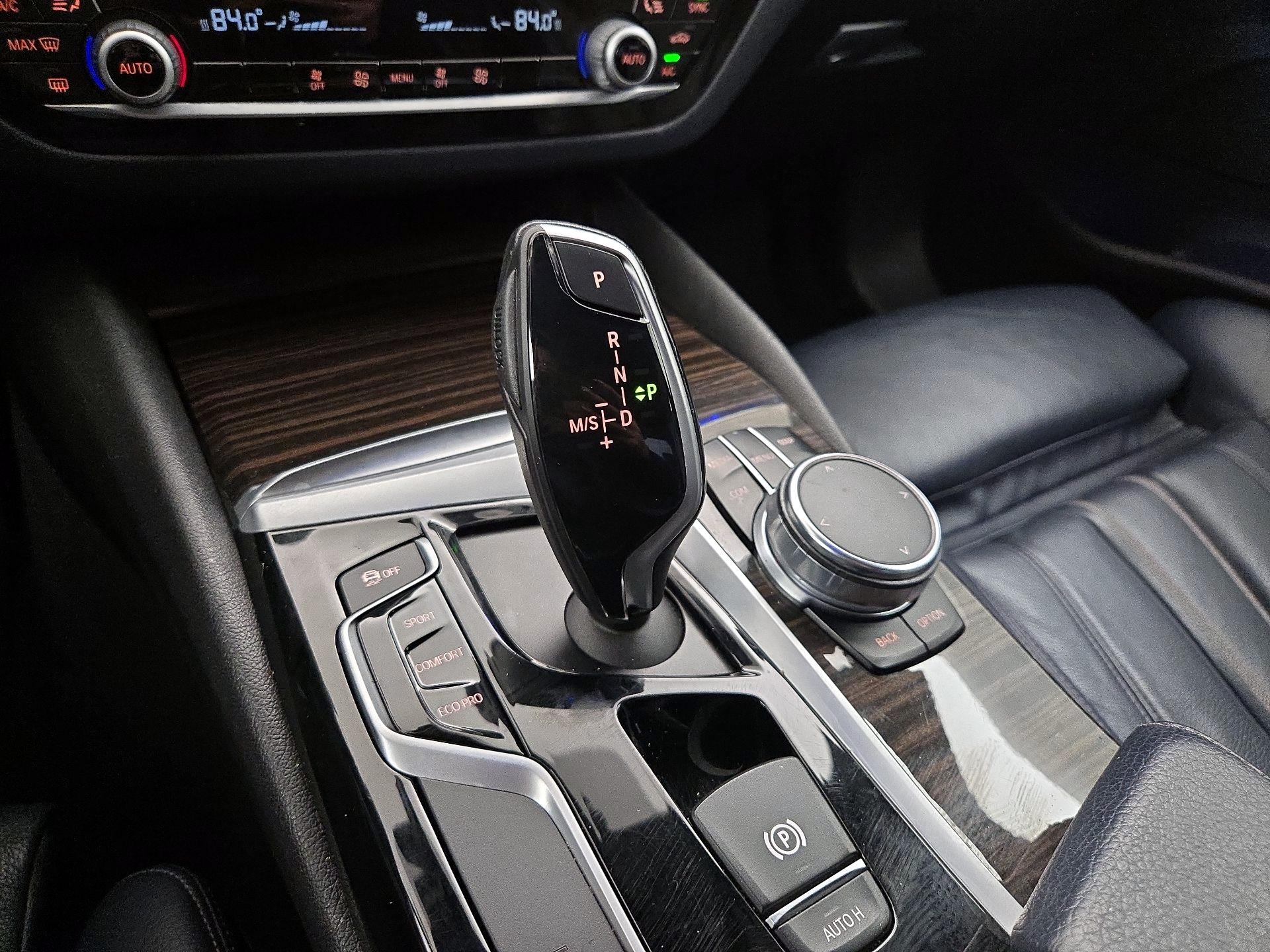 Thumbnail: 2017 BMW 5 Series - 18