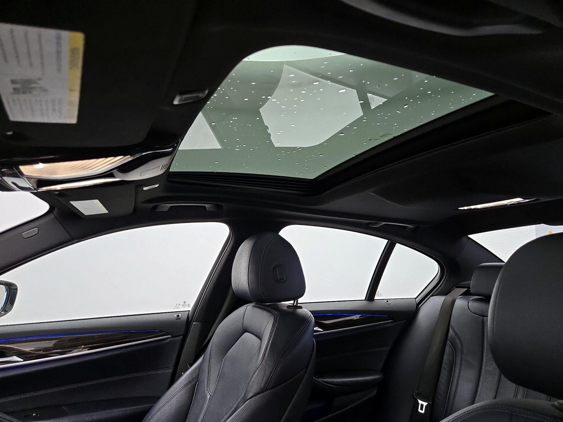 Thumbnail: 2017 BMW 5 Series - 20