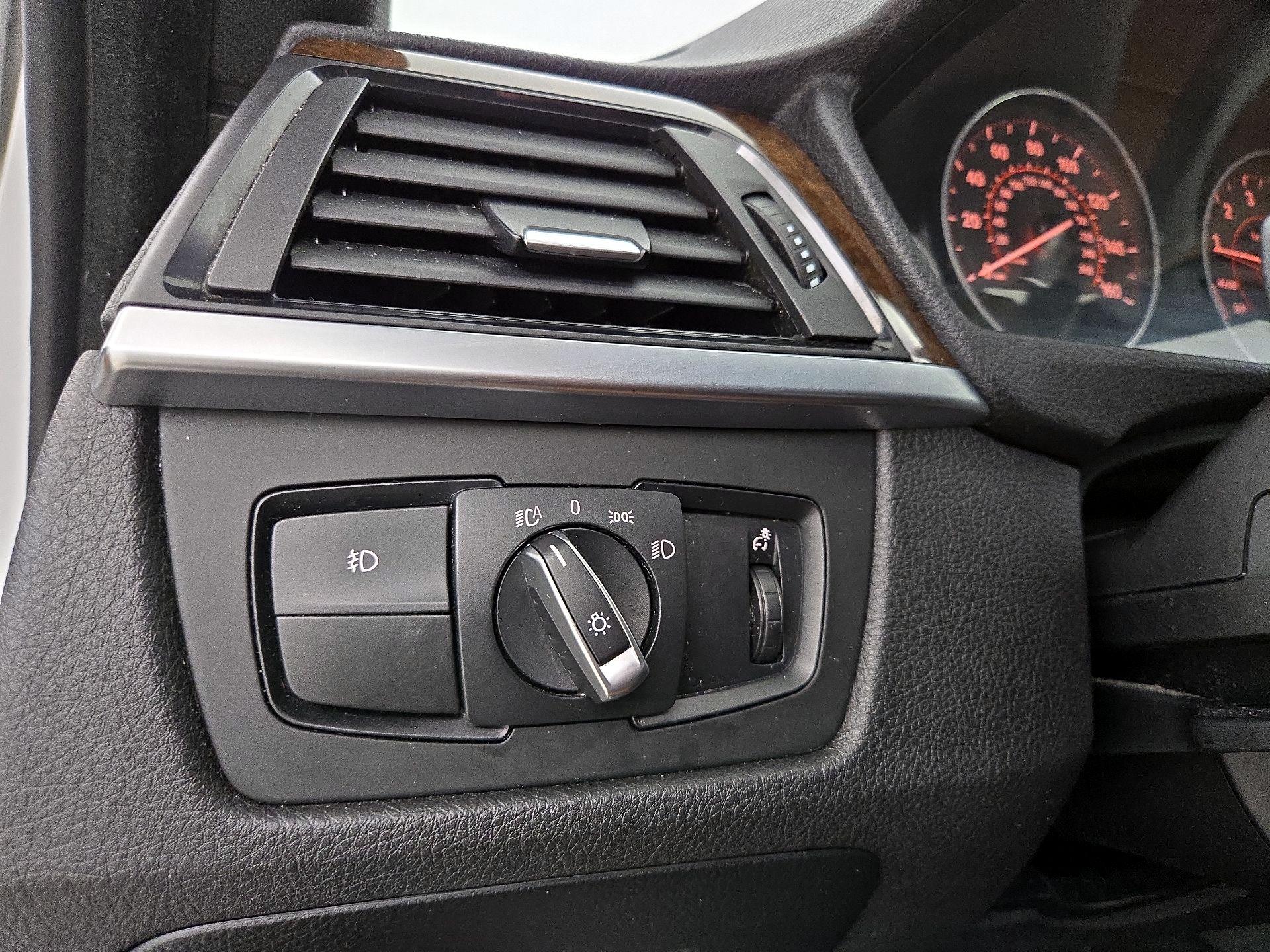 Thumbnail: 2016 BMW 4 Series - 13