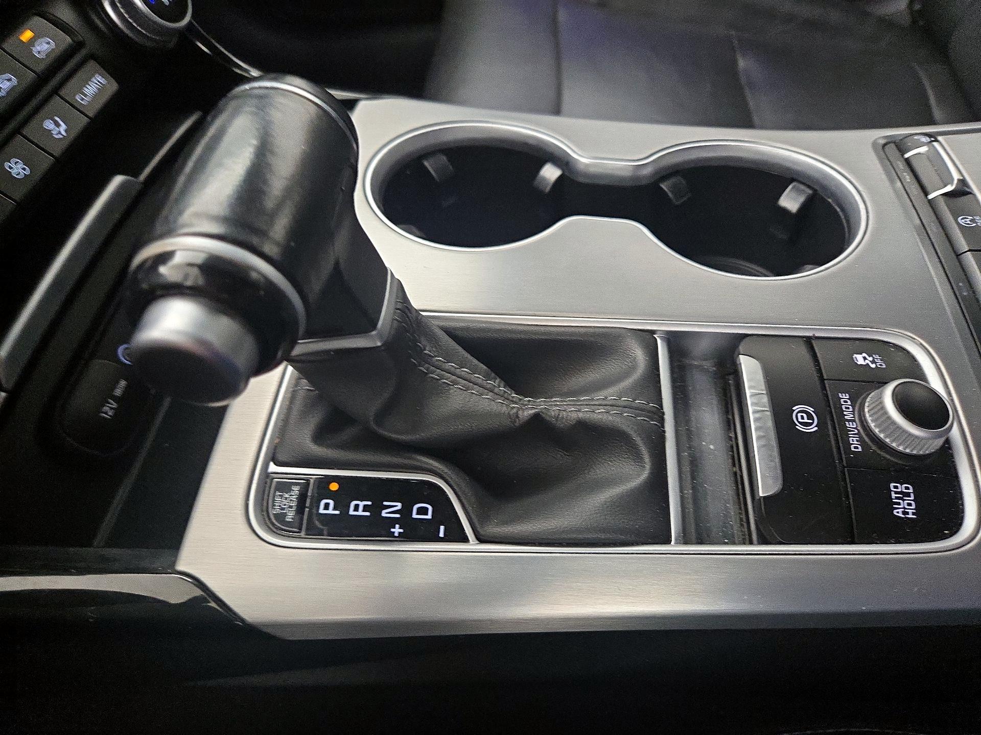 Thumbnail: 2018 Kia Stinger - 18