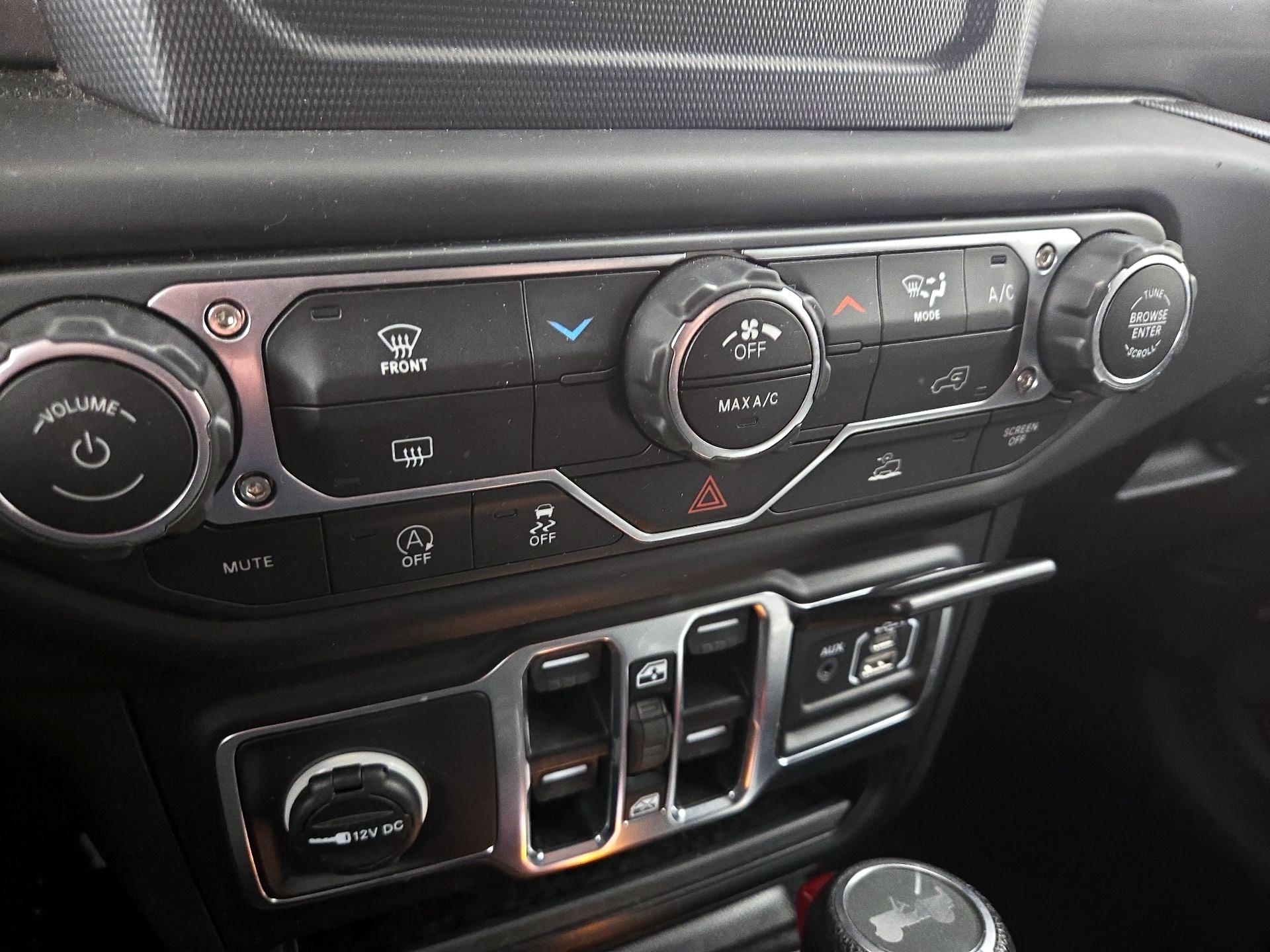 Thumbnail: 2023 Jeep Wrangler - 16