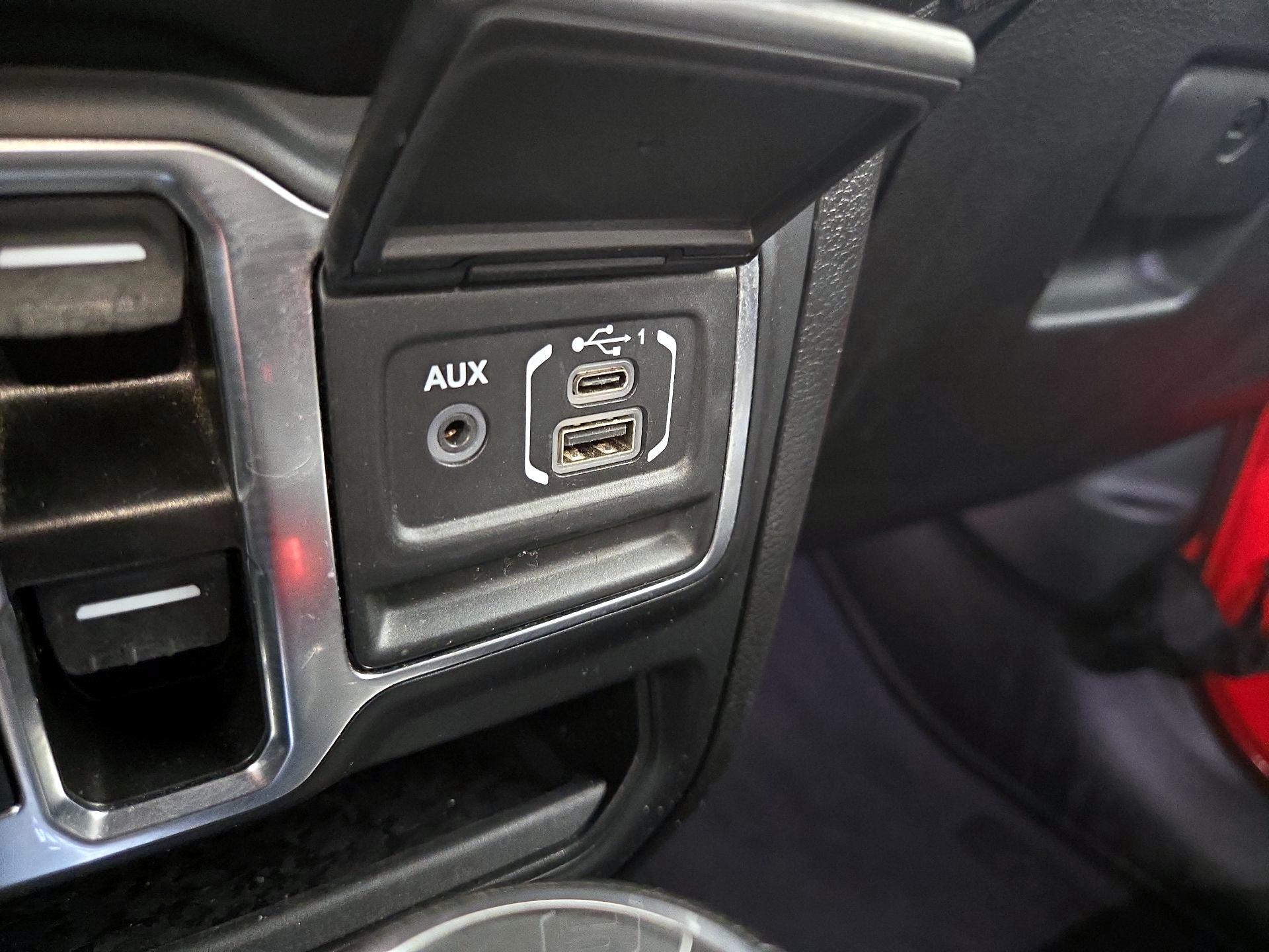 Thumbnail: 2023 Jeep Wrangler - 18